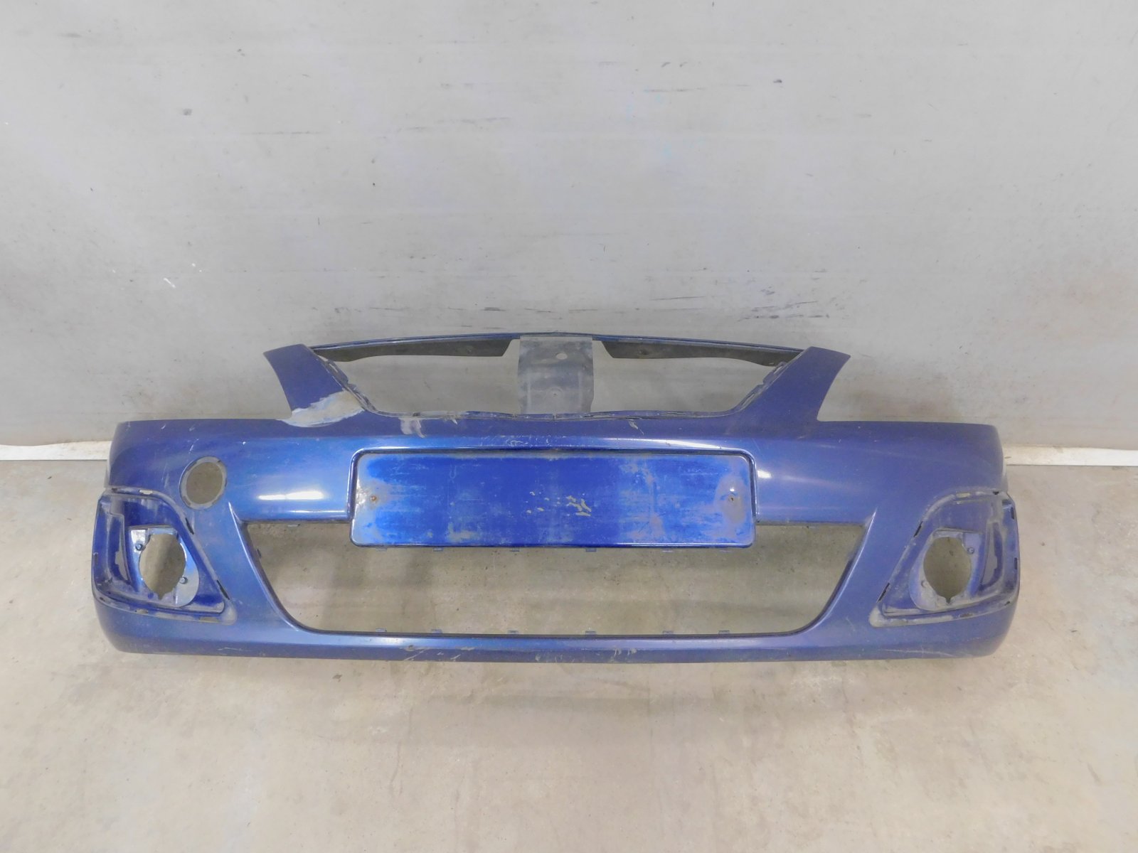 Бампер передний