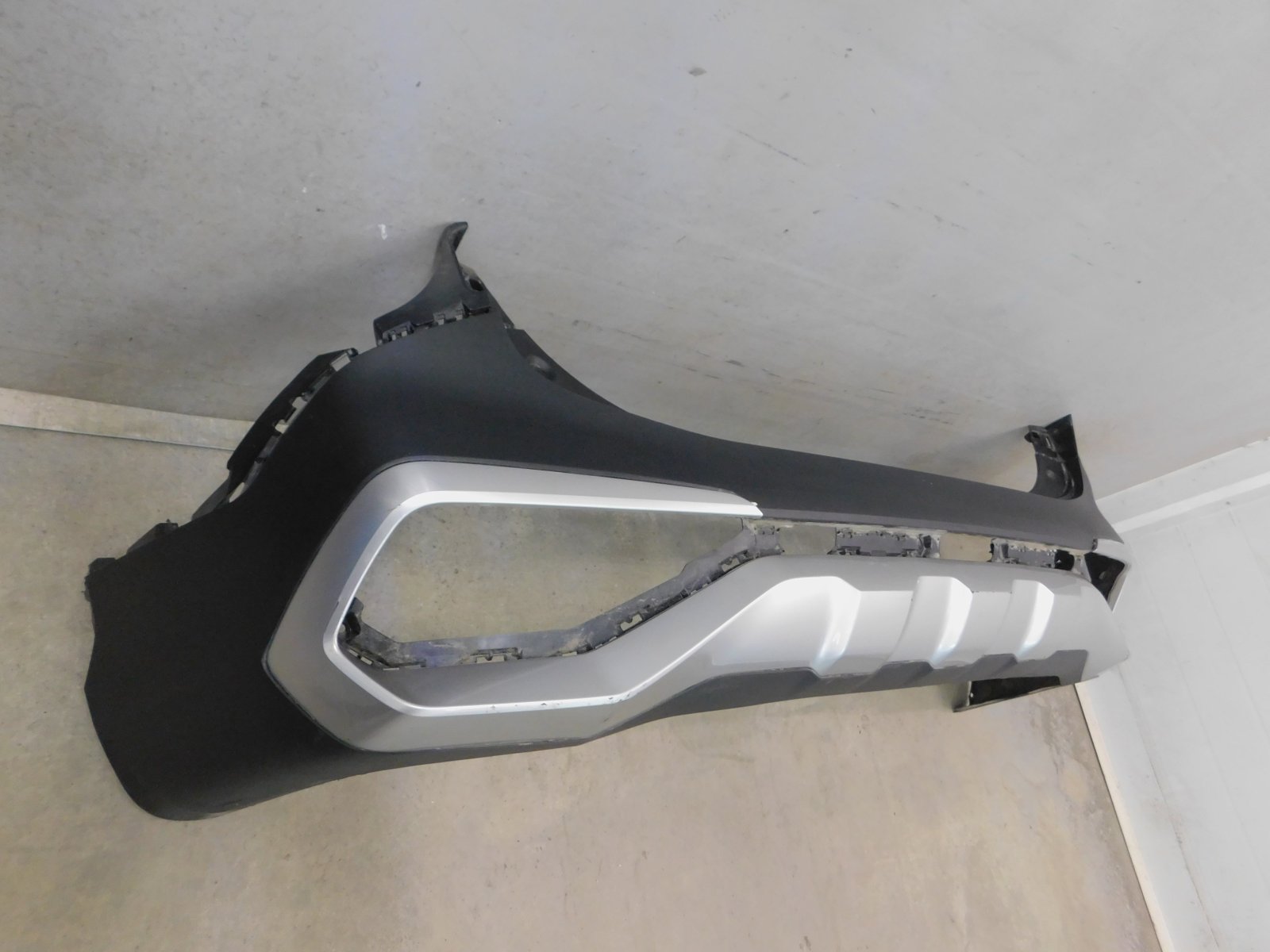 Бампер задний