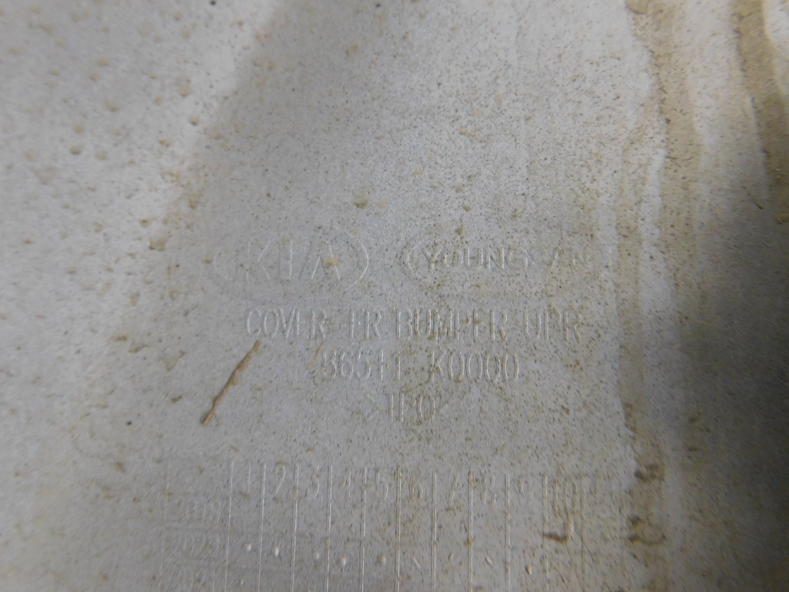 Бампер передний