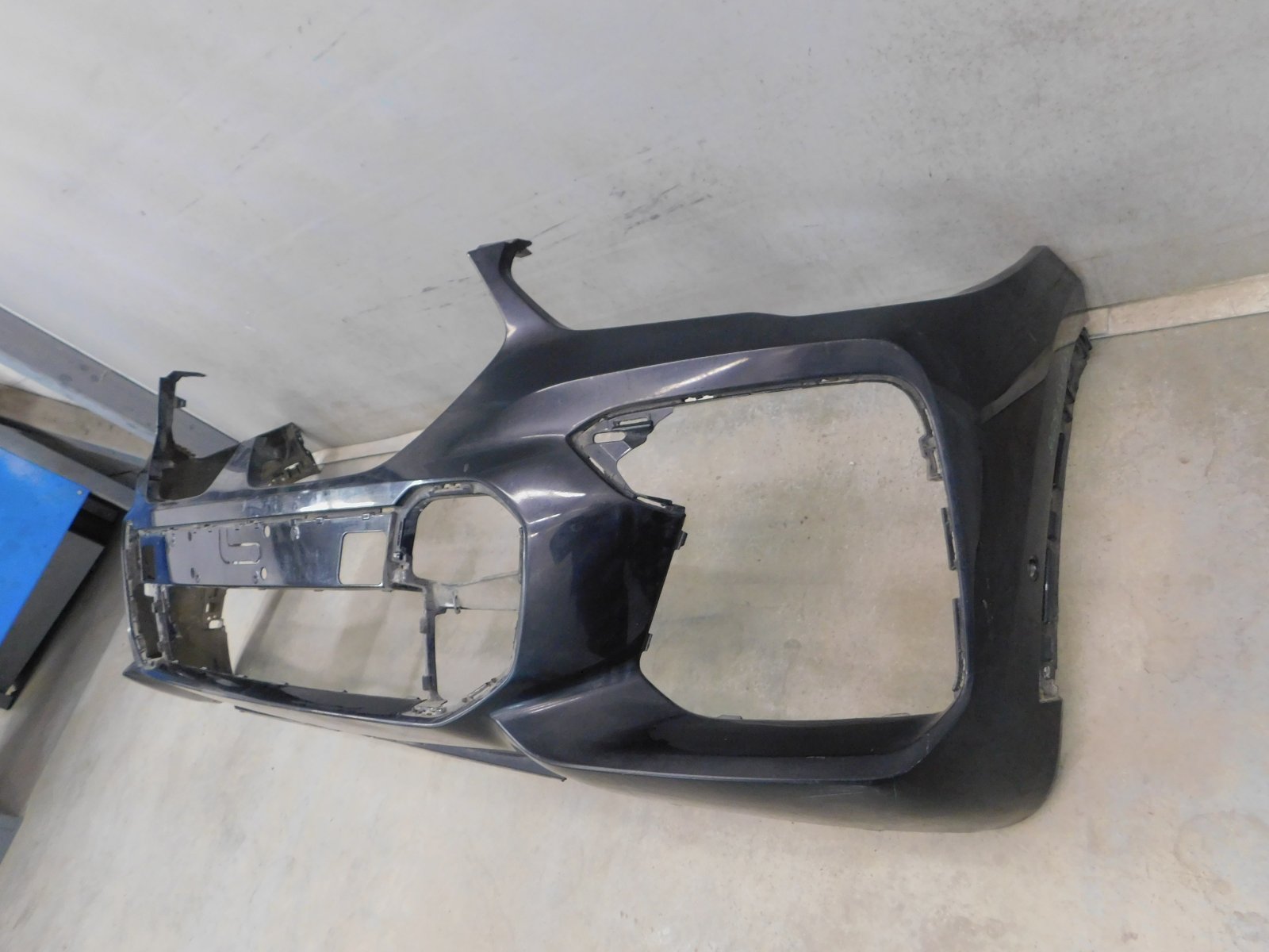 Бампер передний