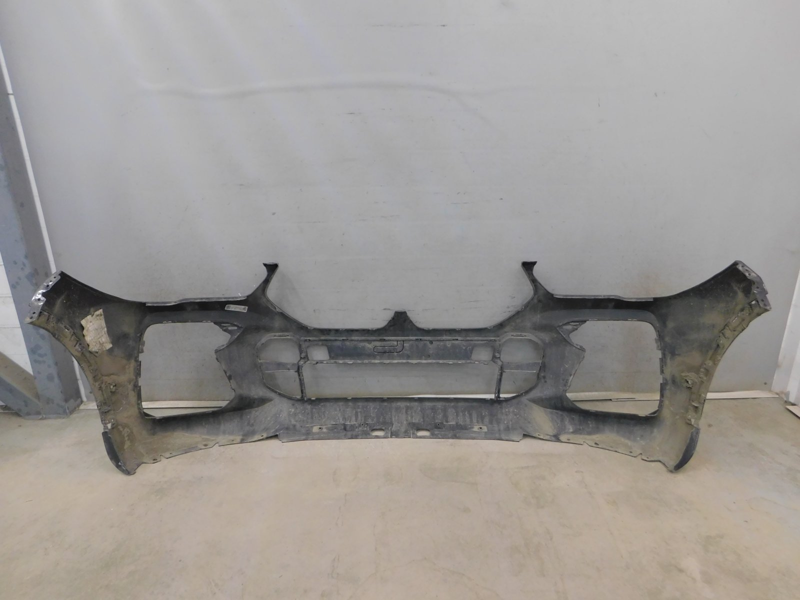 Бампер передний