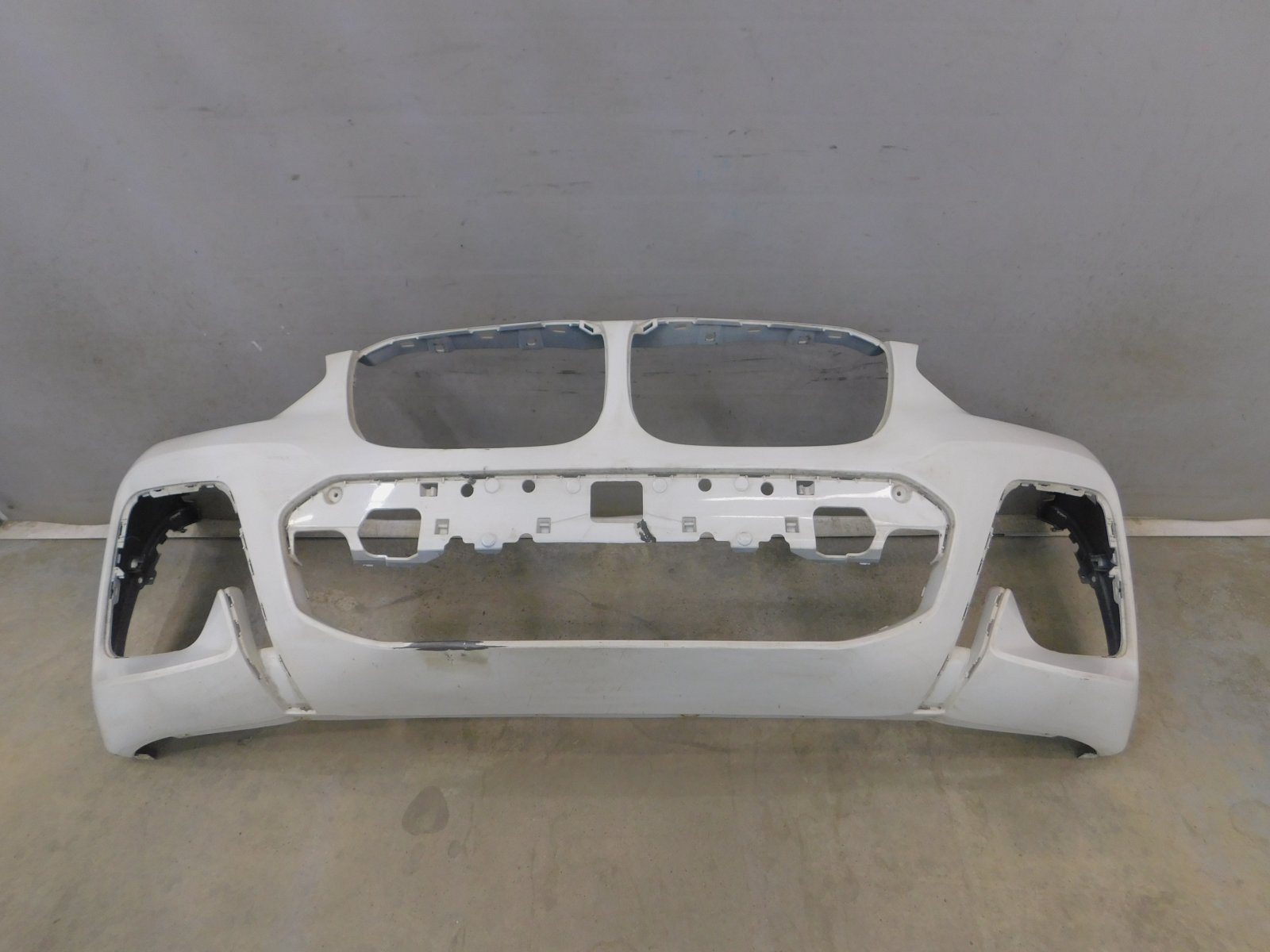 Бампер передний