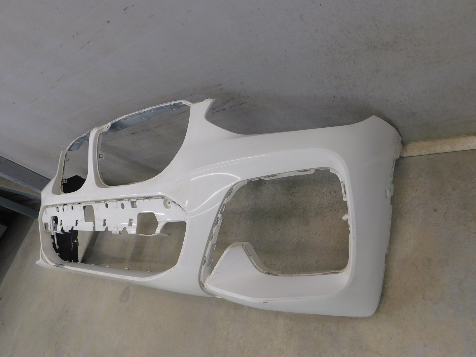 Бампер передний