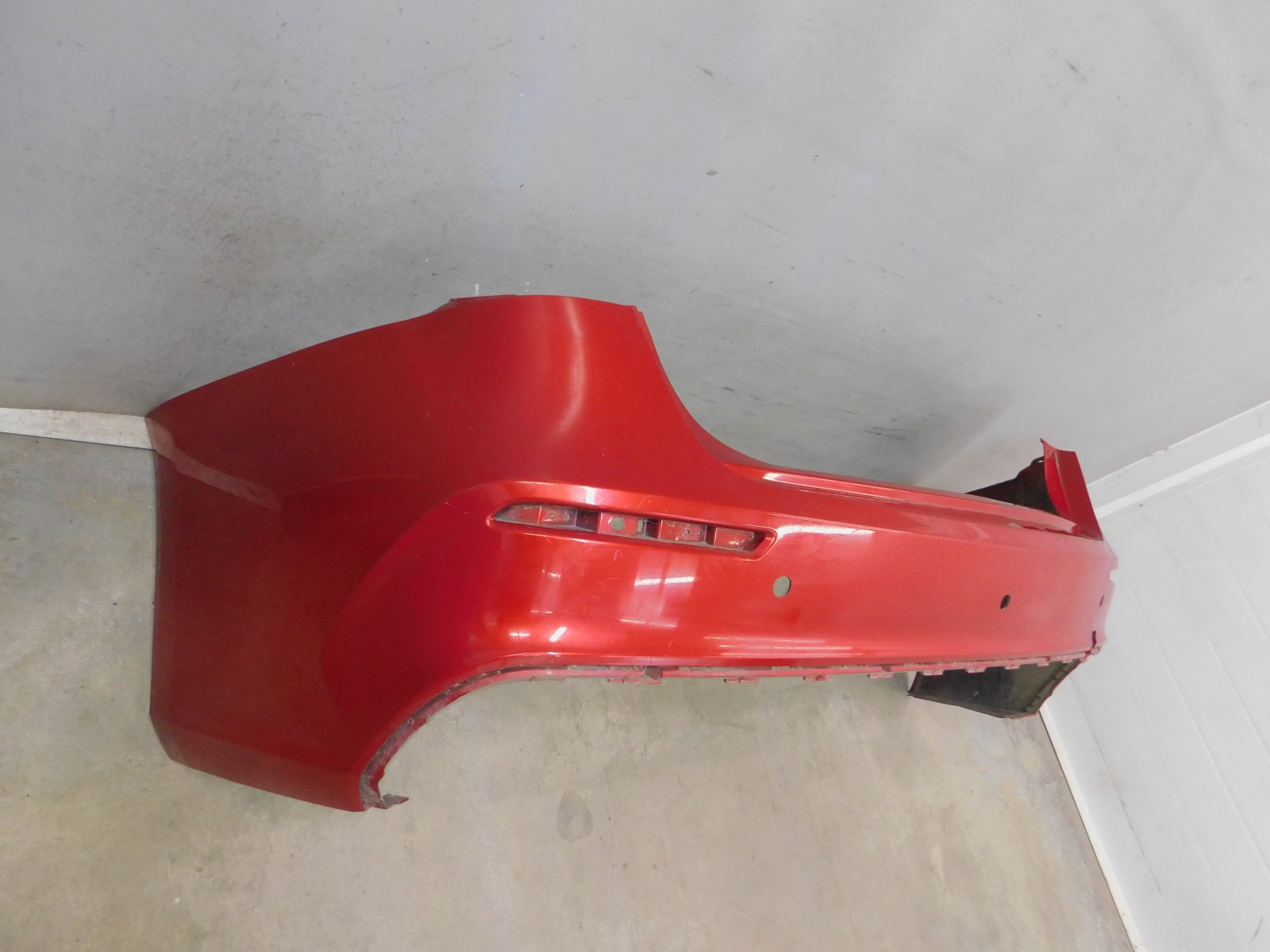 Бампер задний