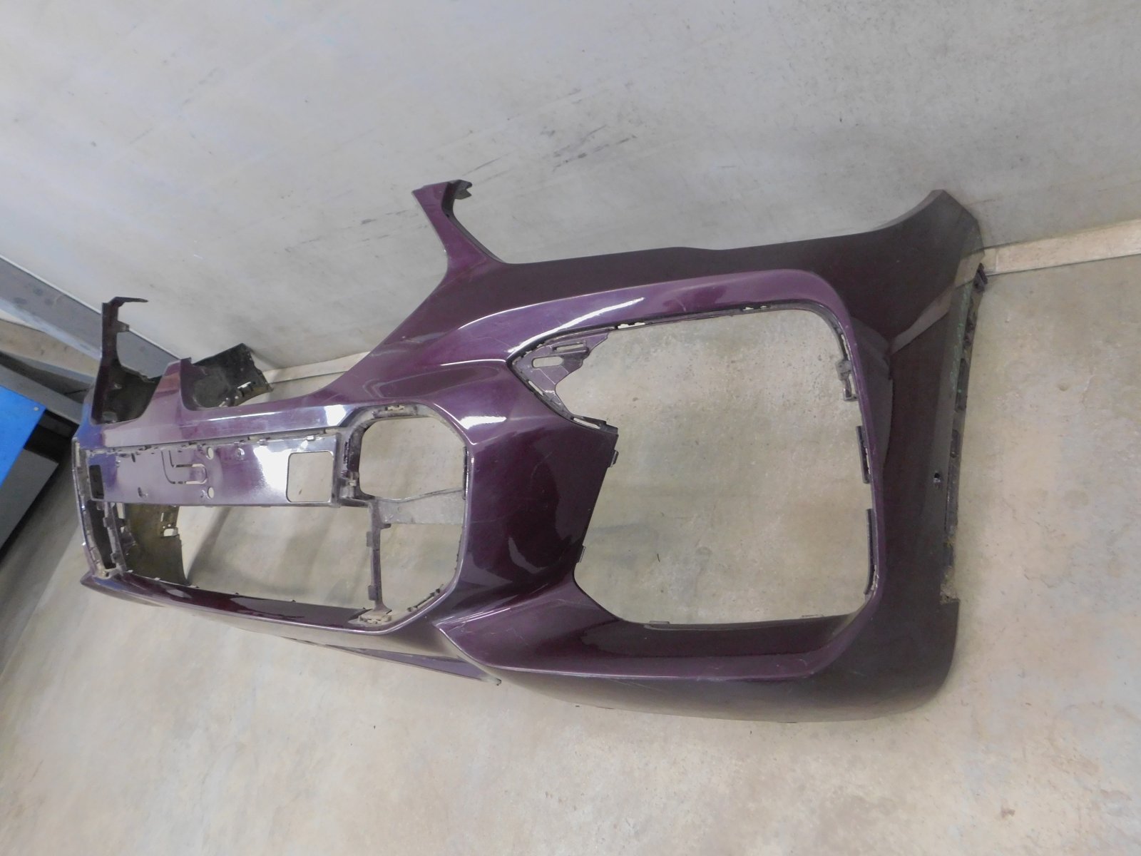 Бампер передний