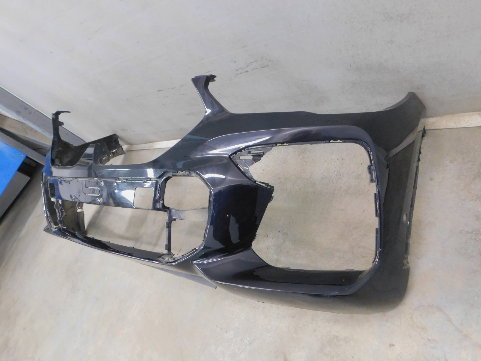 Бампер передний