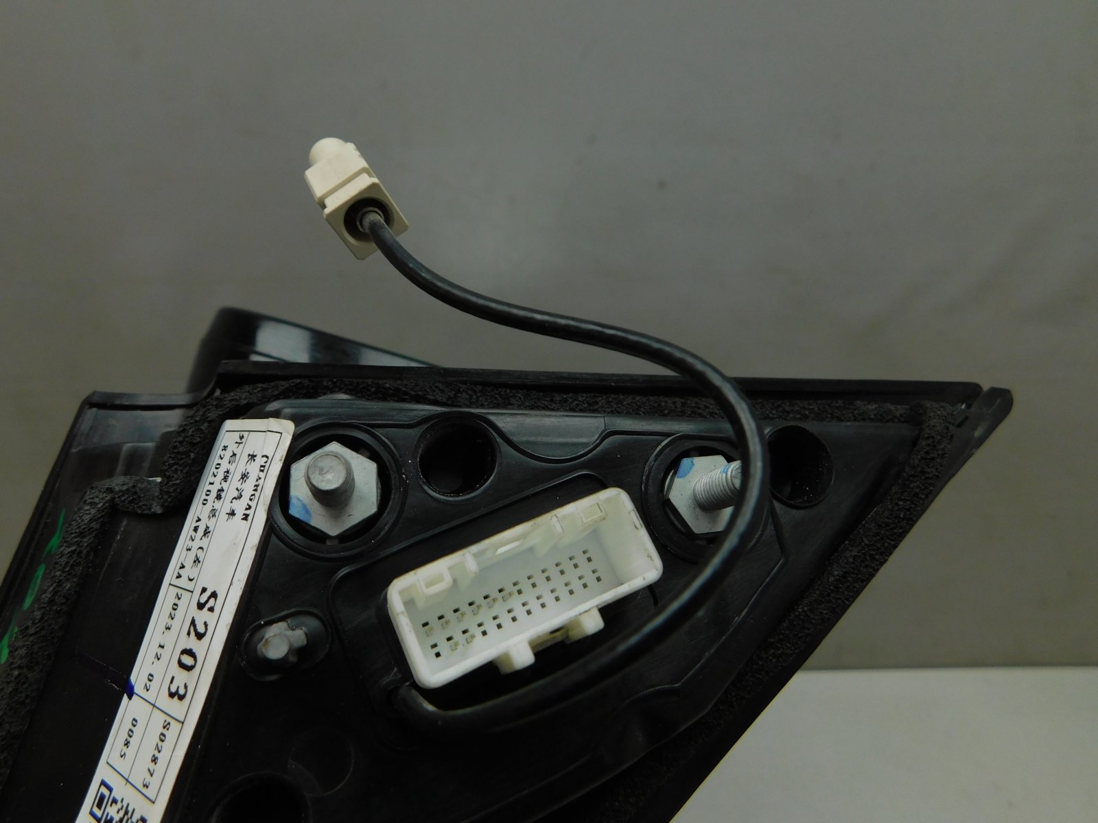 Зеркало левое электрическое