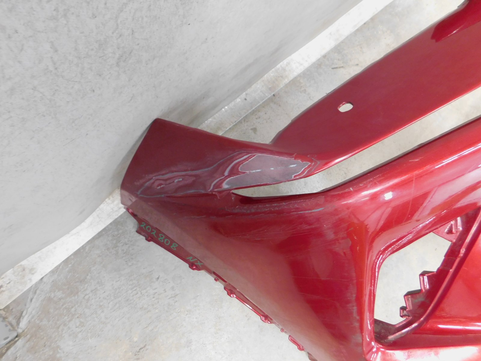 Бампер передний