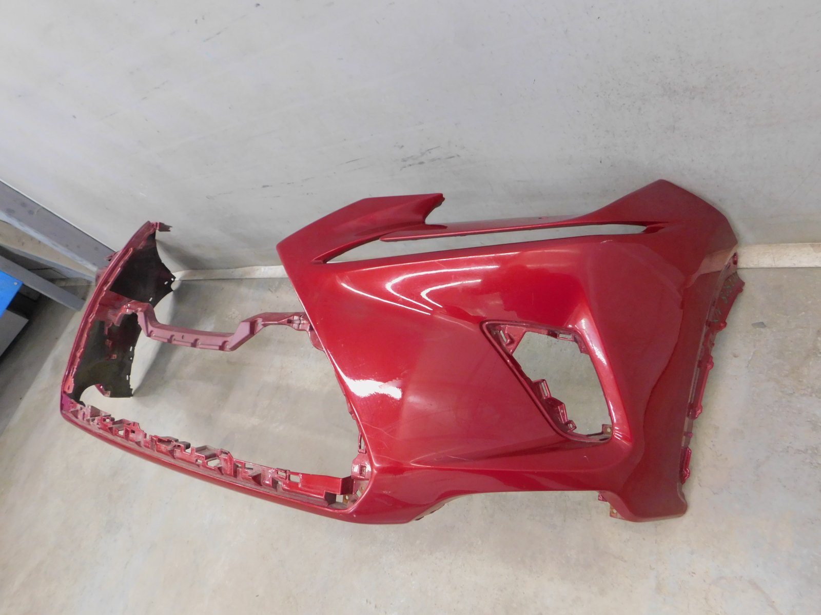 Бампер передний