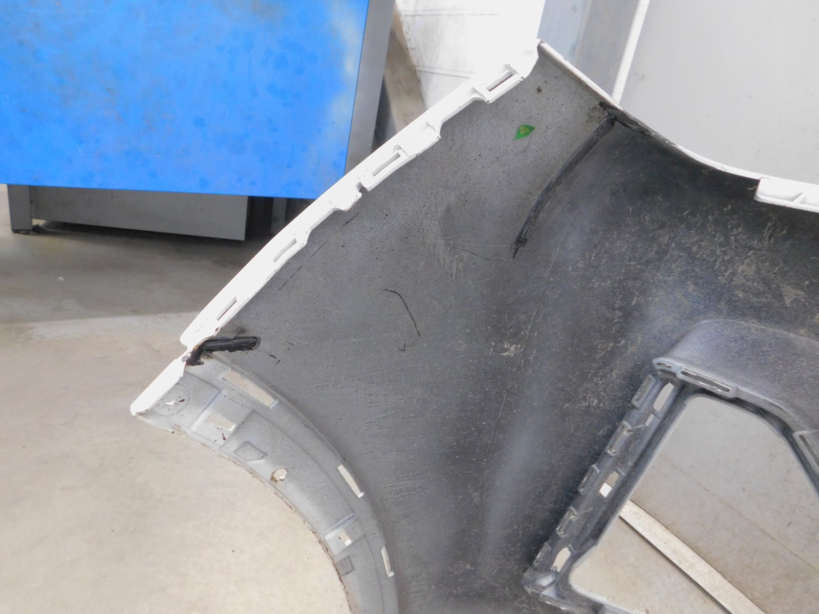 Бампер передний