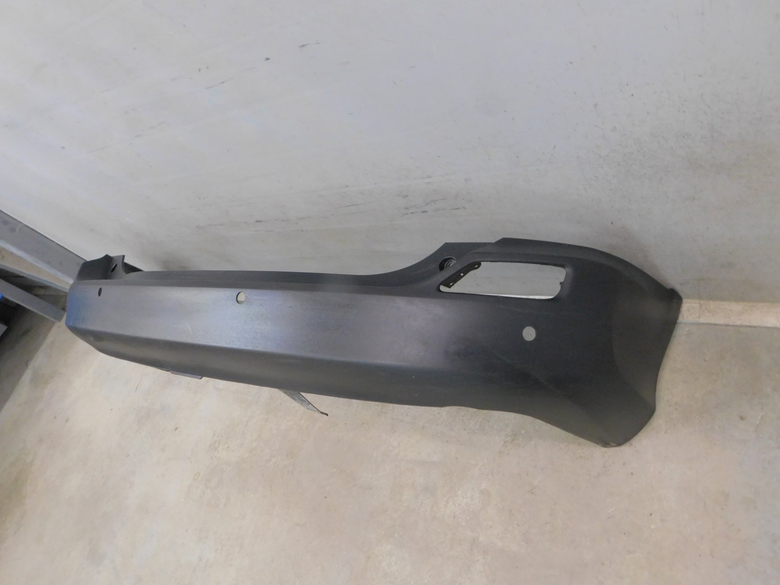 Бампер задний