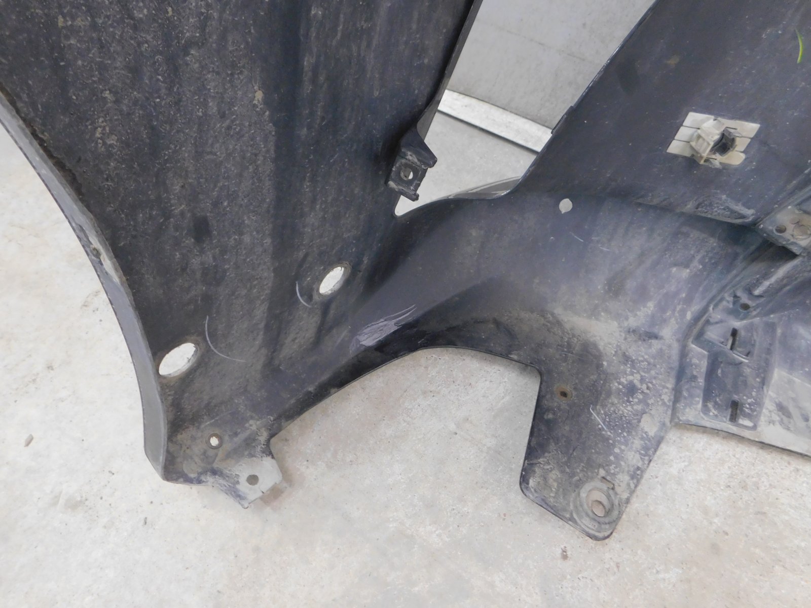 Бампер передний