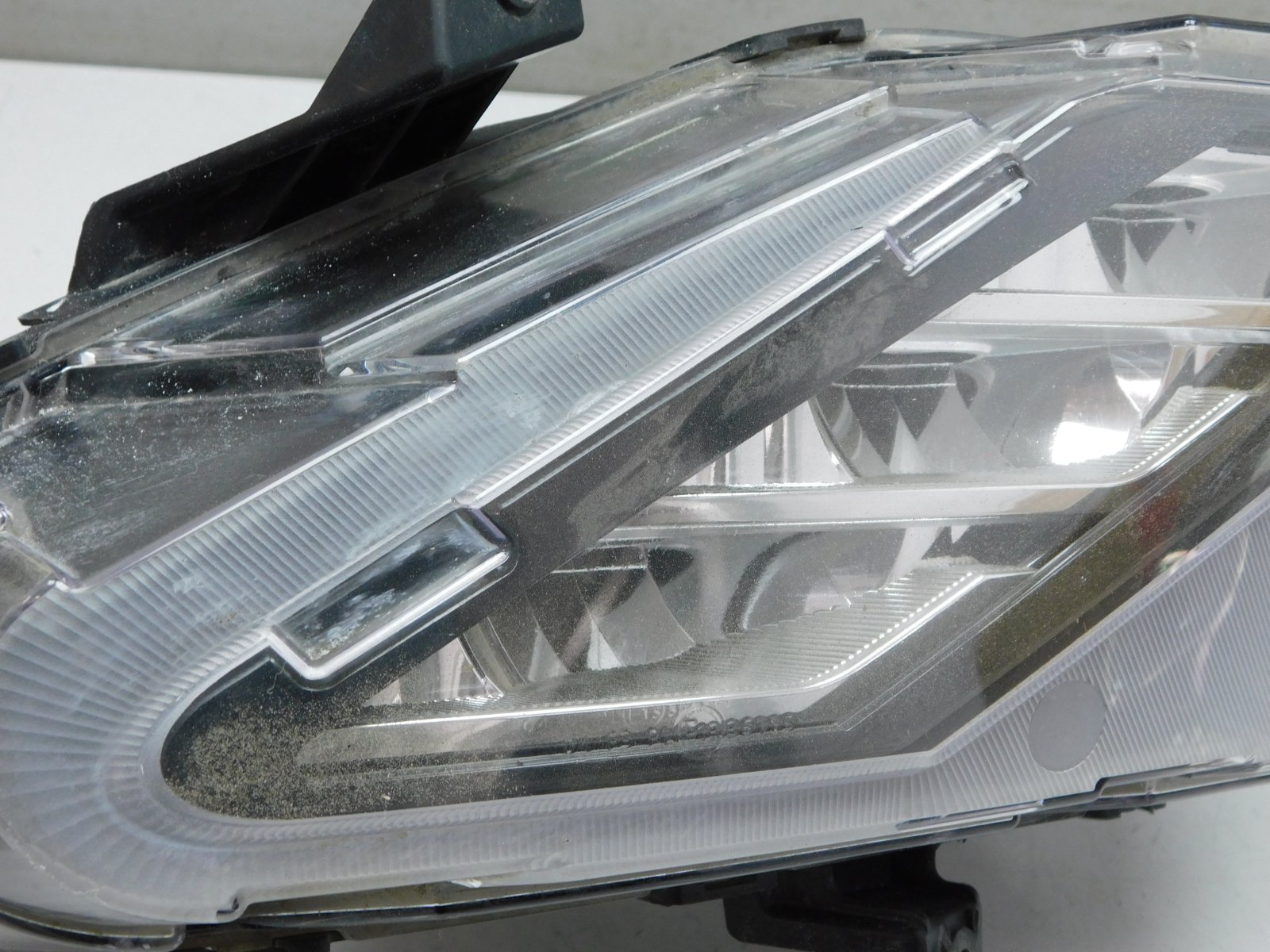 Фара противотуманная правая