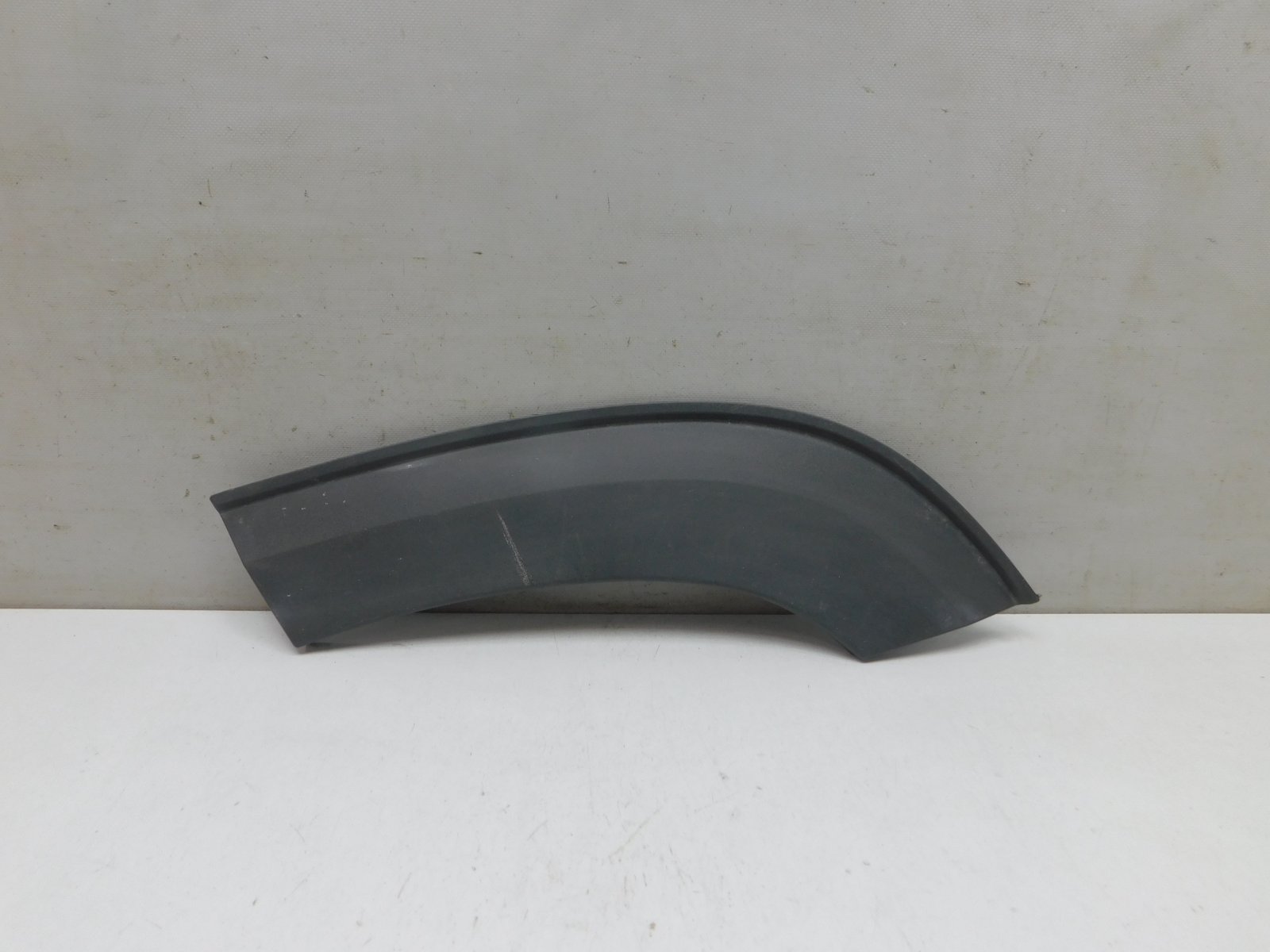 Накладка двери задней левой