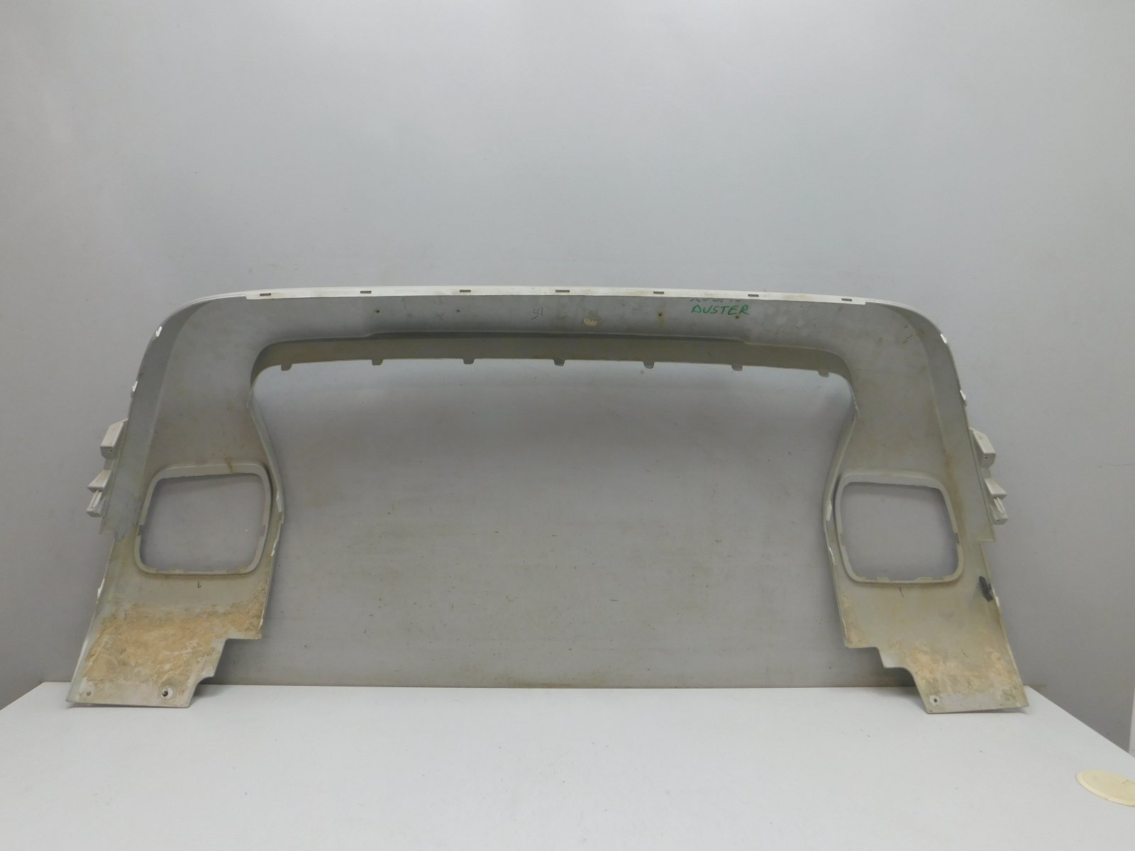 Накладка переднего бампера