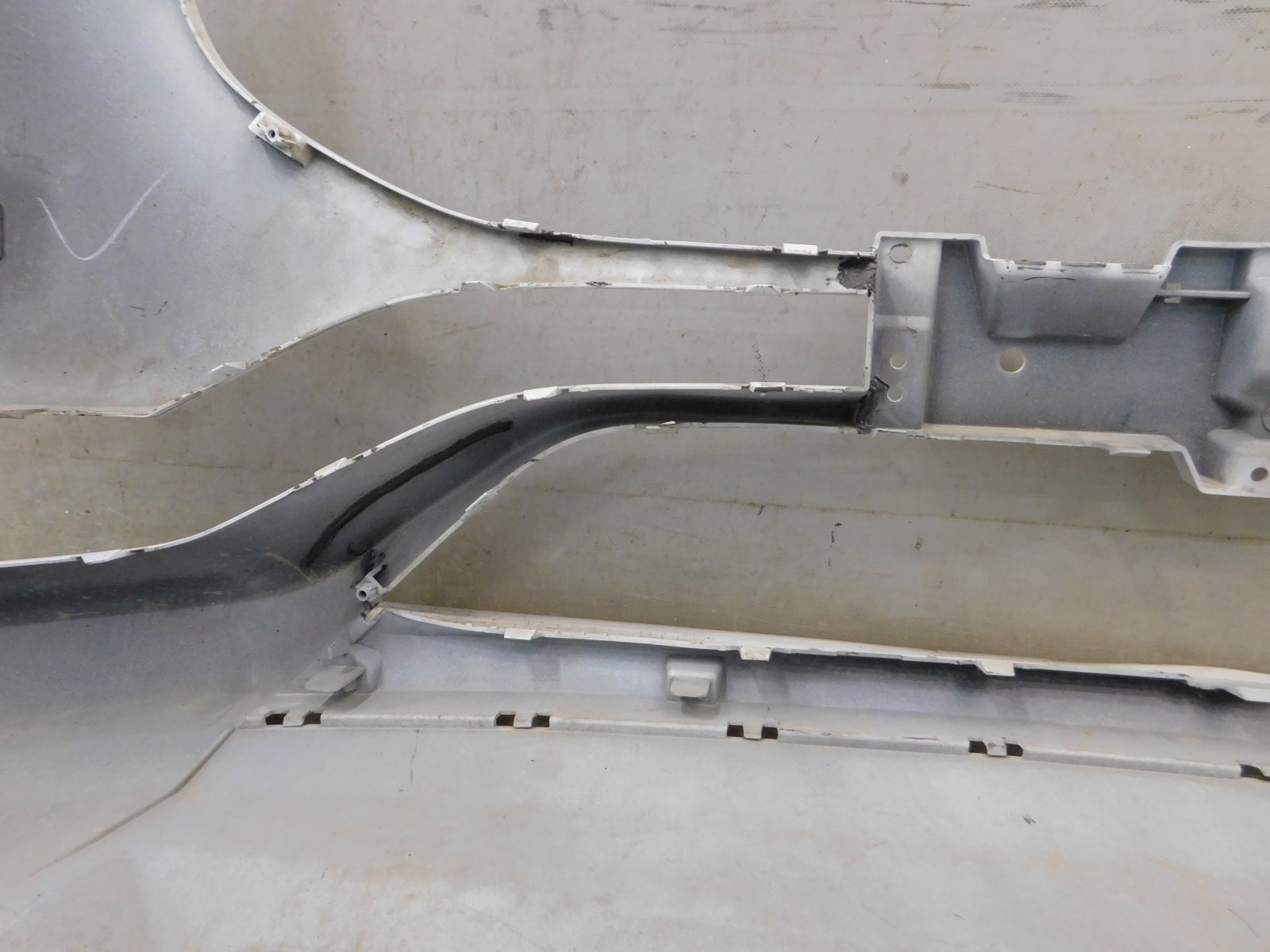 Бампер передний