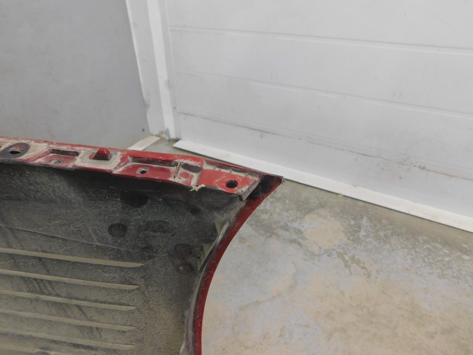 Бампер задний