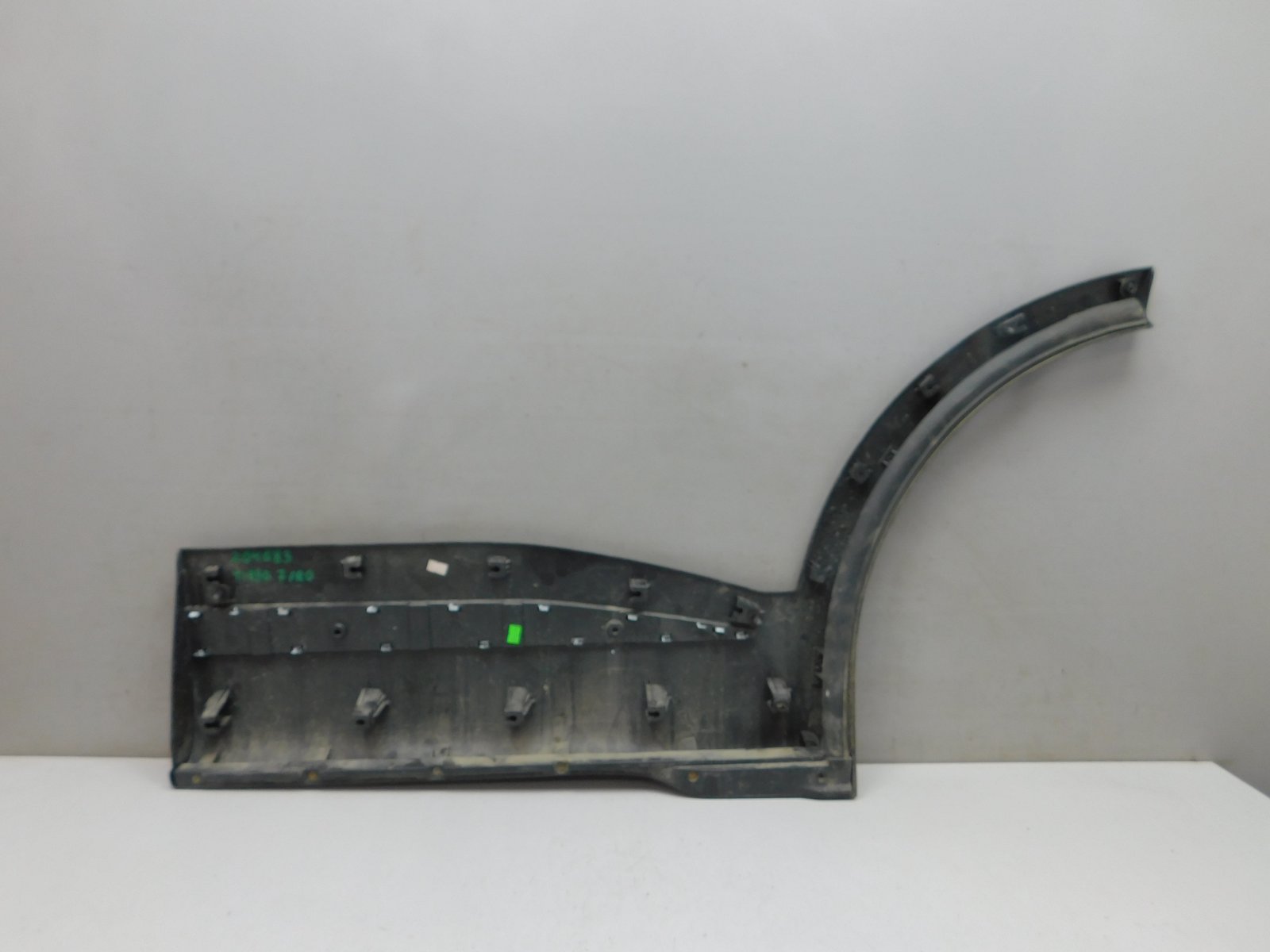 Накладка двери задней правой