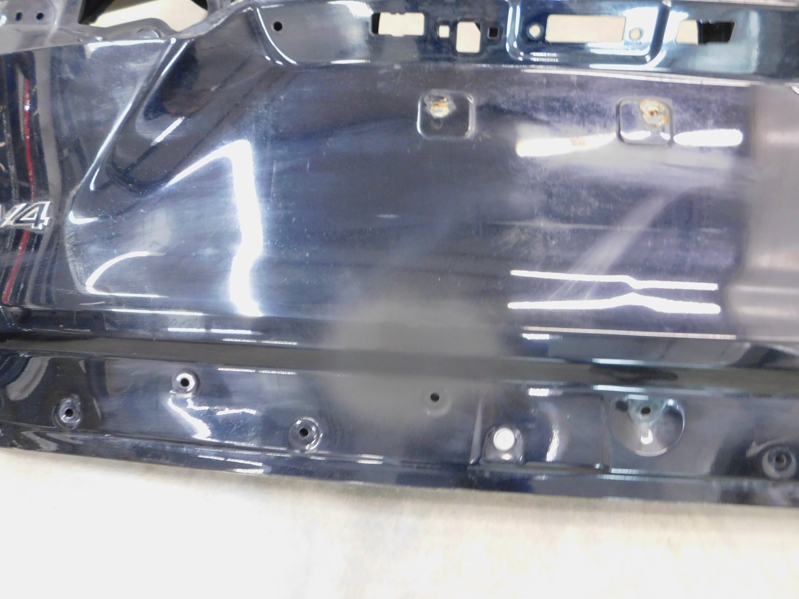 Дверь багажника