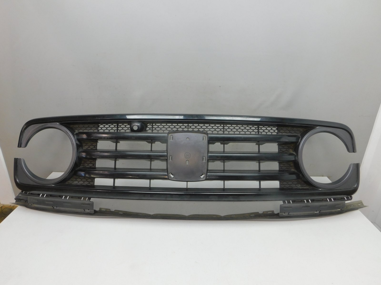 Решетка радиатора