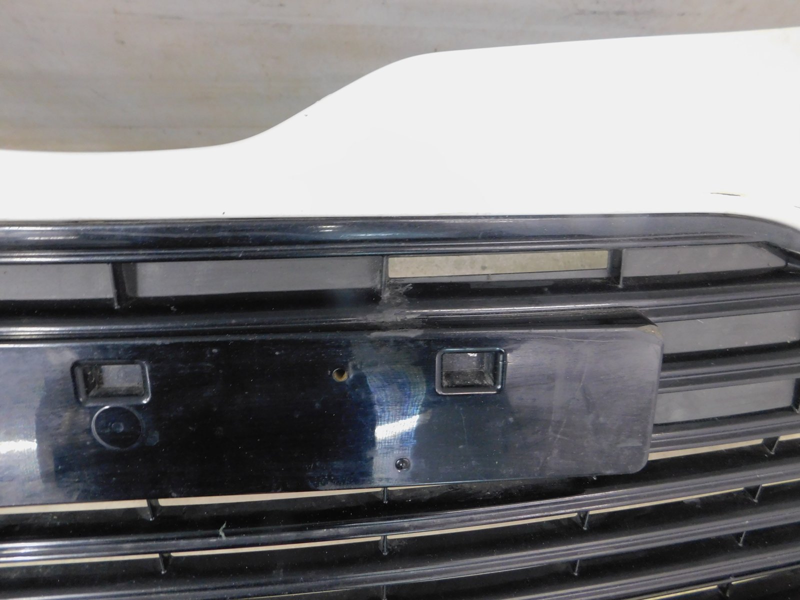 Бампер передний