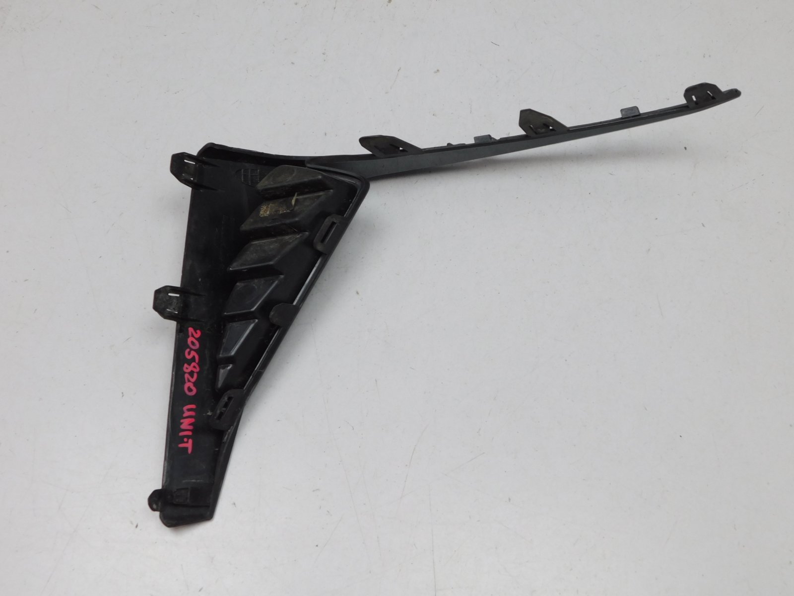 Накладка заднего бампера правая