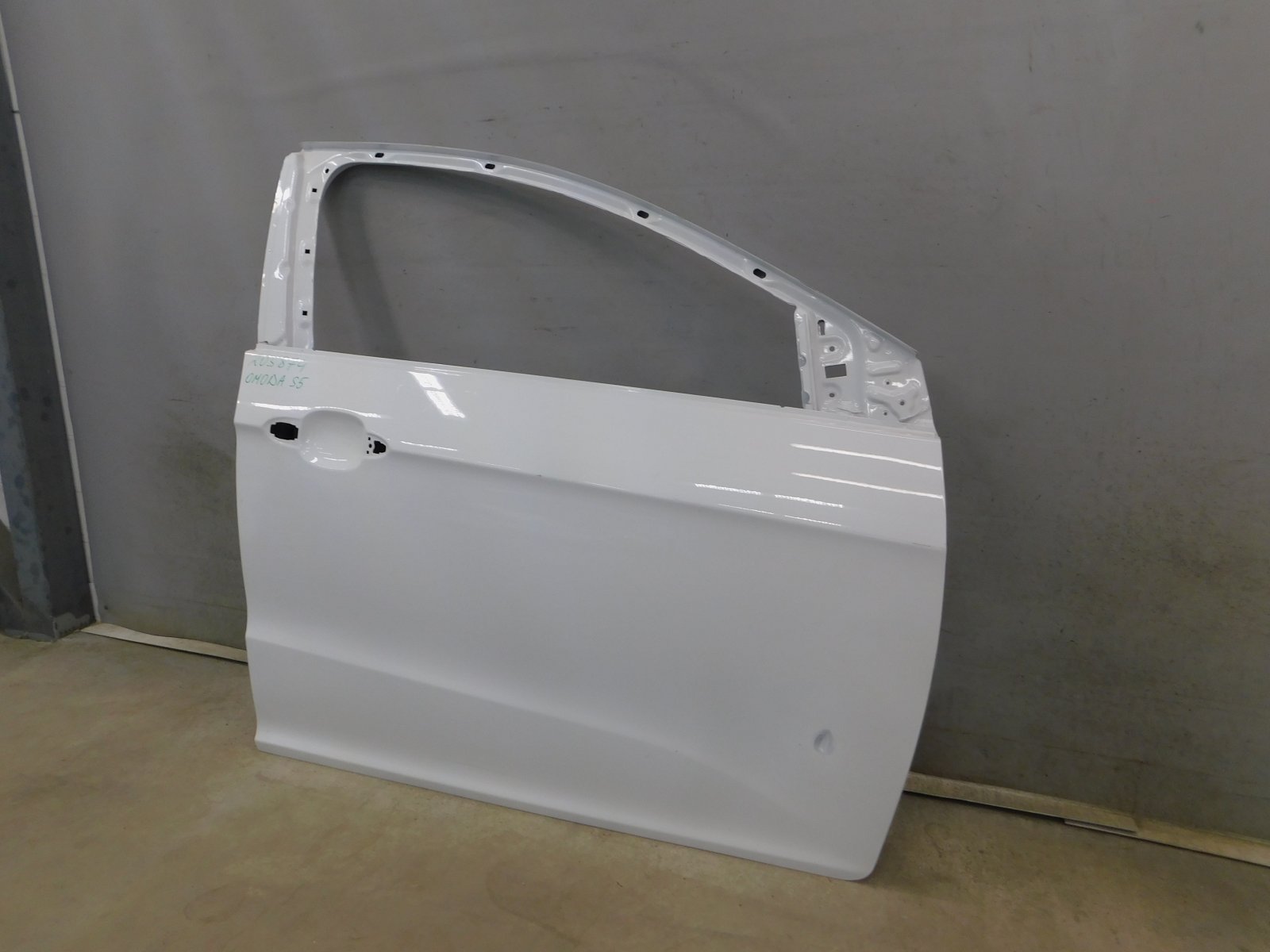 Дверь передняя правая