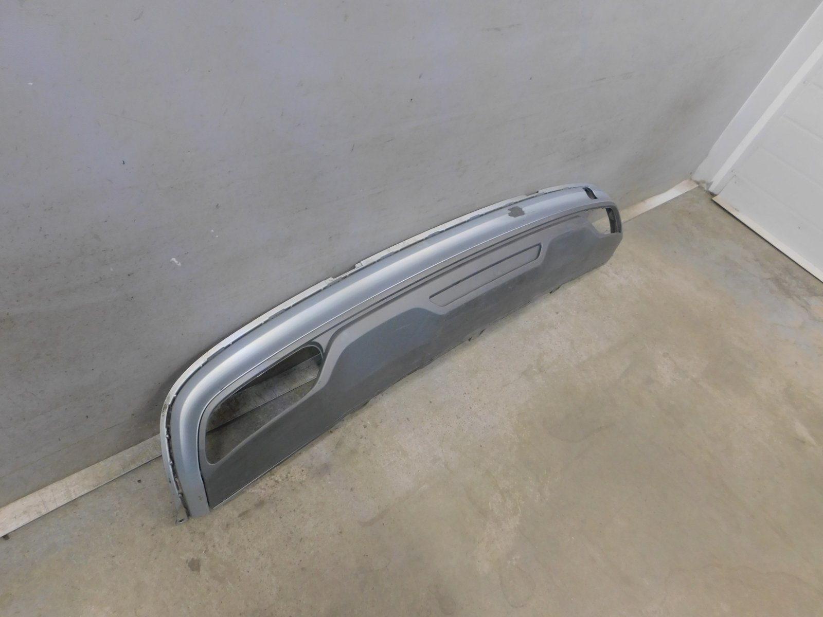 Накладка заднего бампера