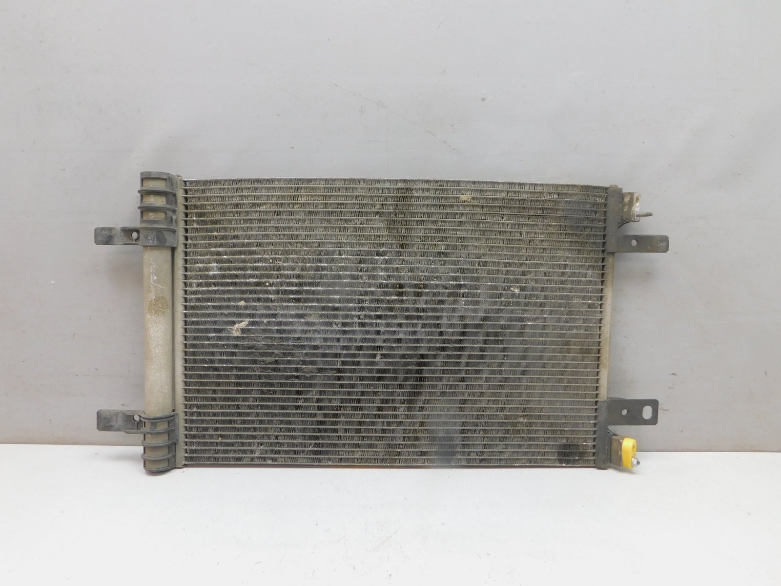 Радиатор кондиционера / конденсер