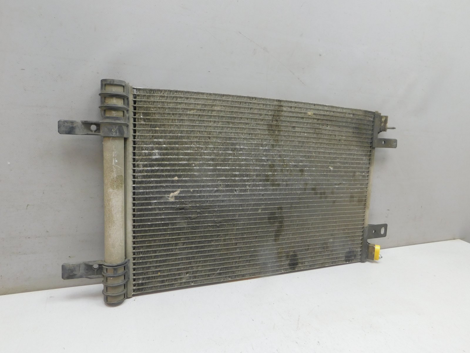 Радиатор кондиционера / конденсер