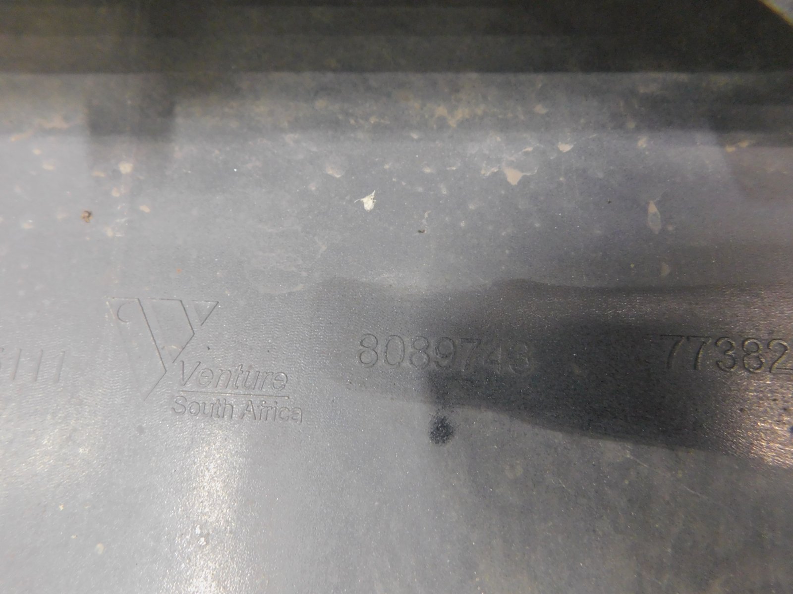 Бампер передний