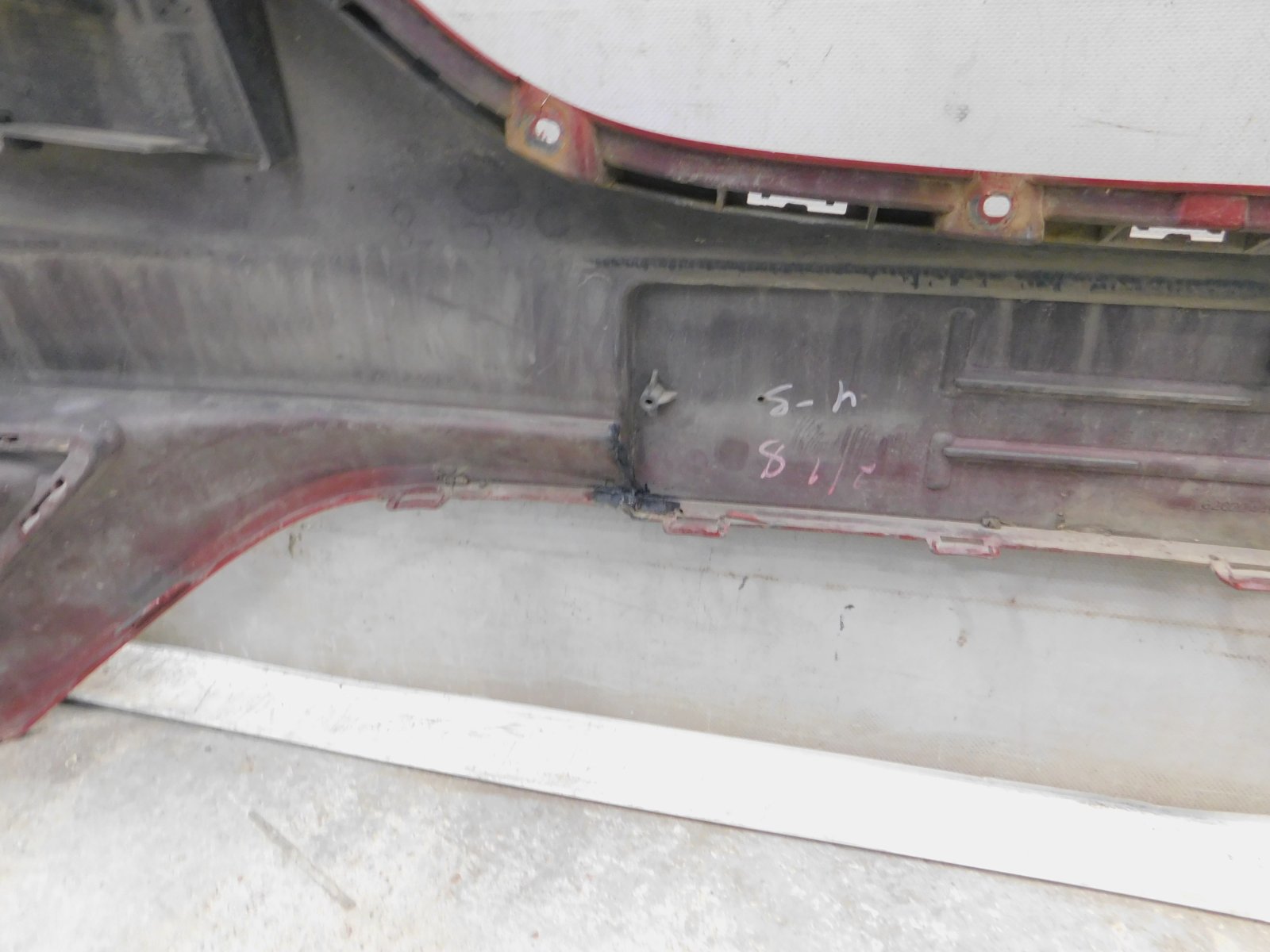 Бампер передний