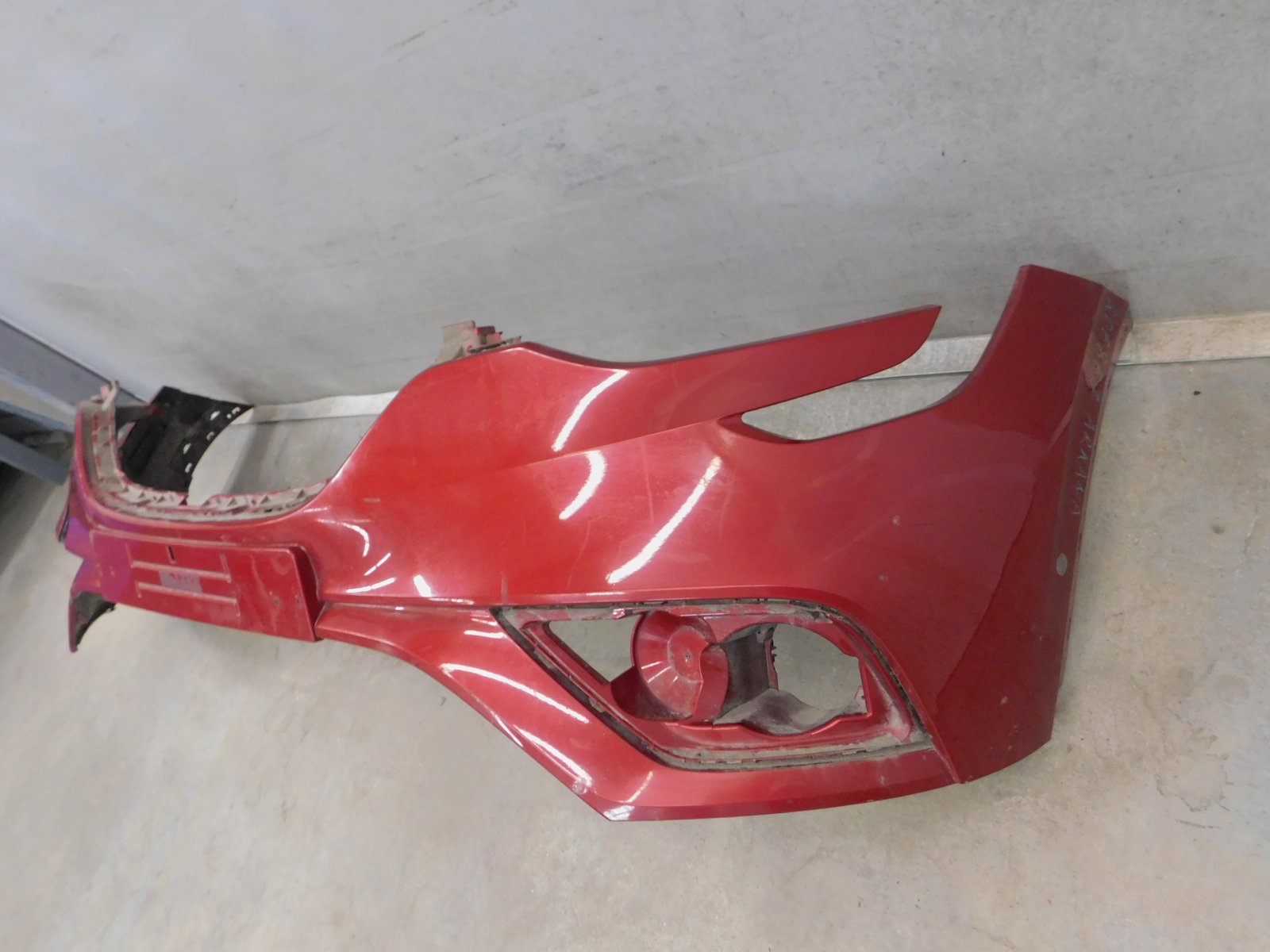 Бампер передний