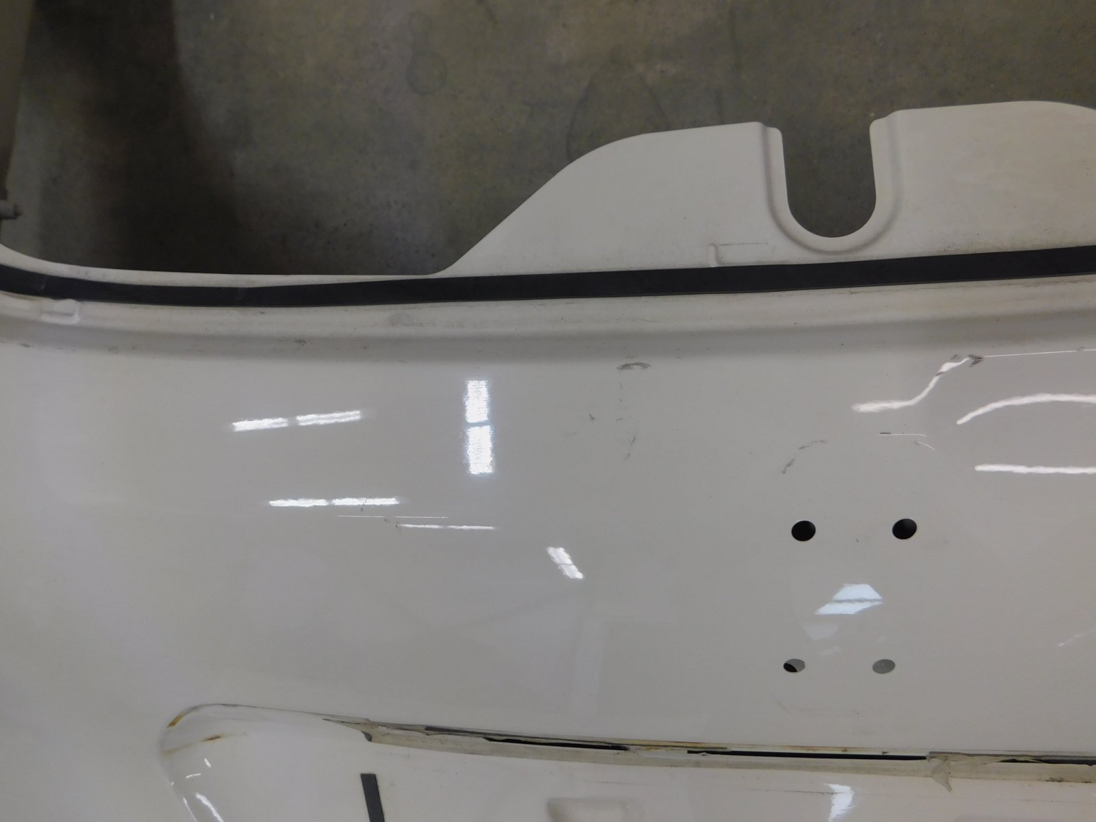 Дверь багажника