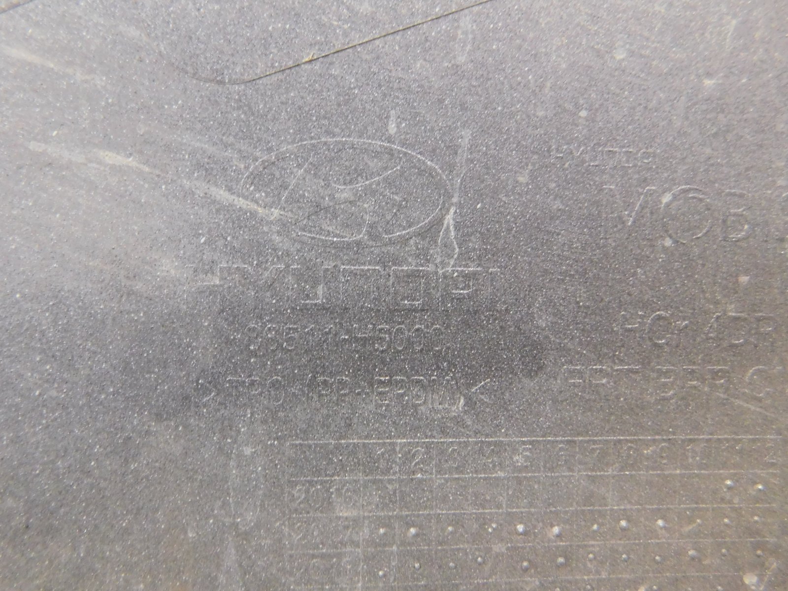 Бампер передний