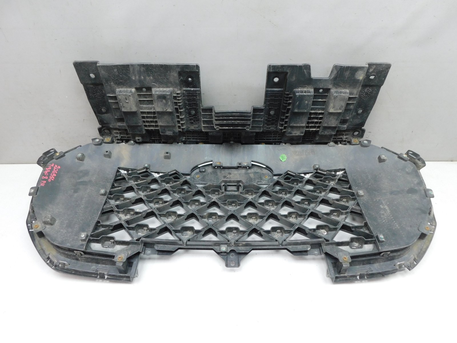 Решетка радиатора