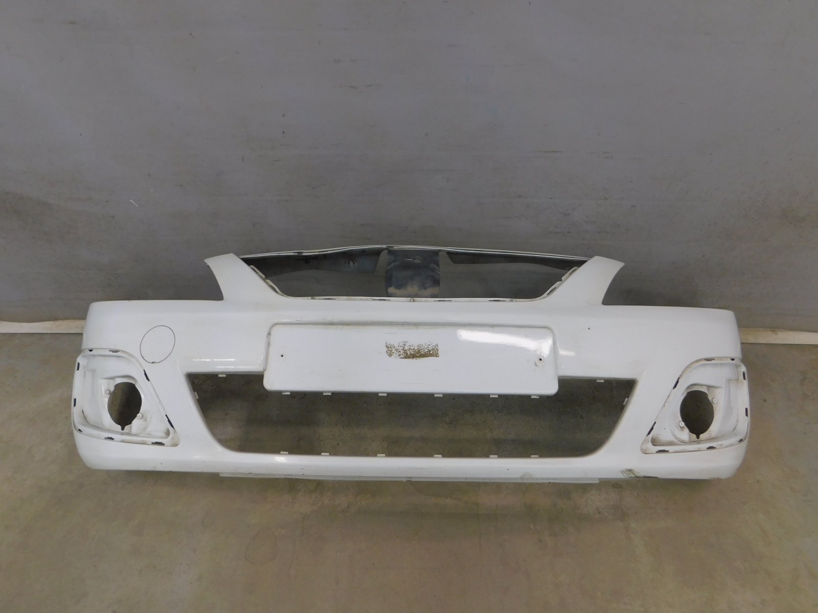 Бампер передний