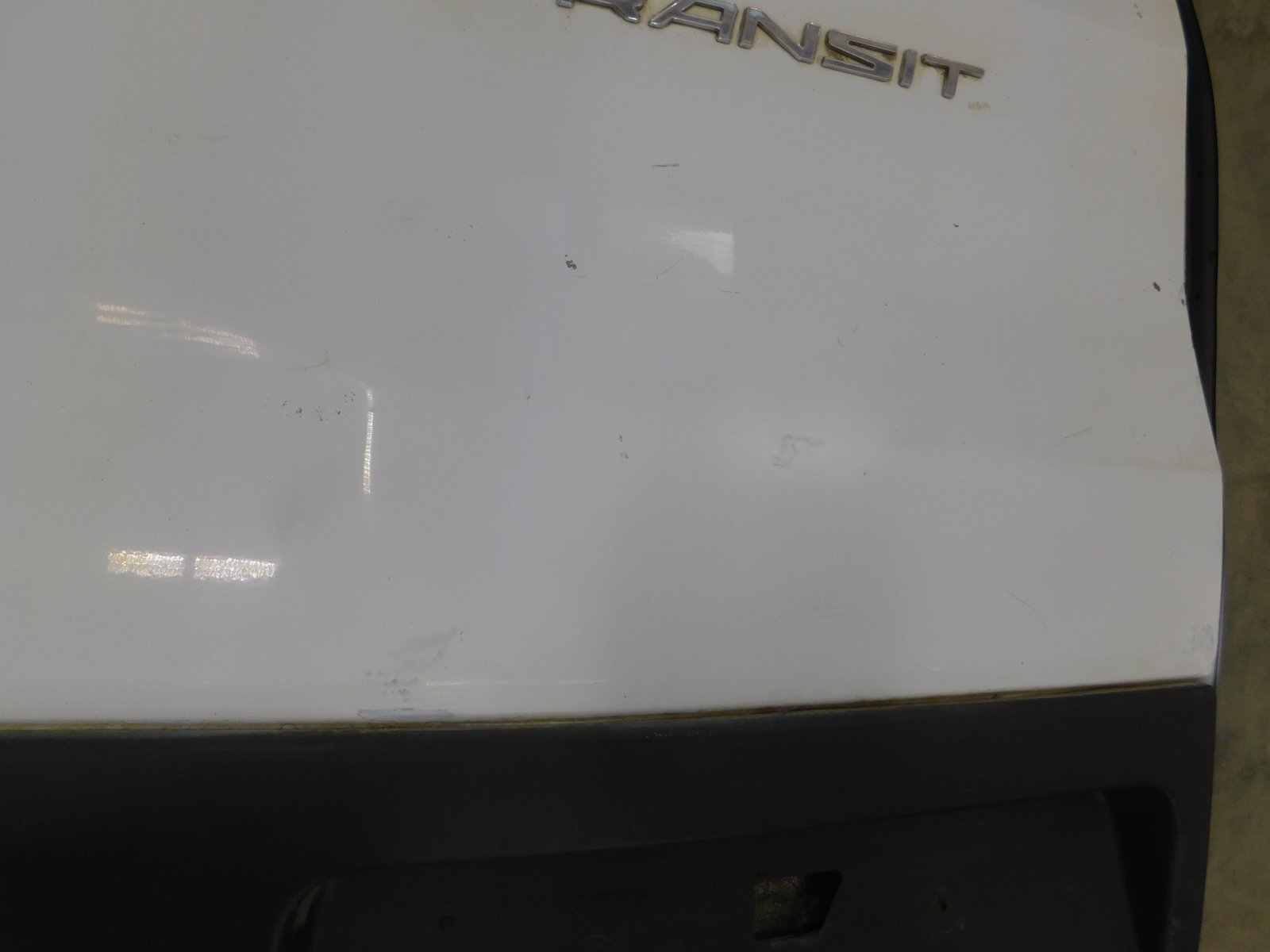 Дверь багажника