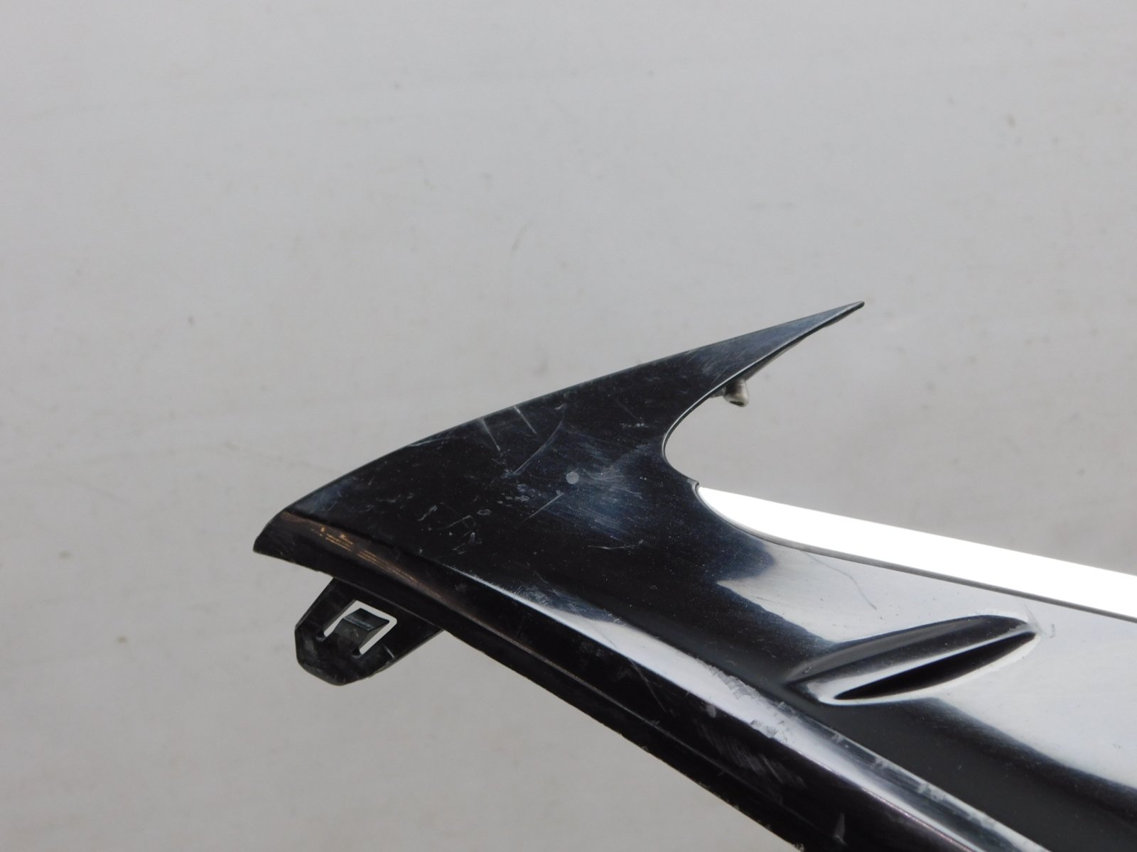 Решетка в бампер правая