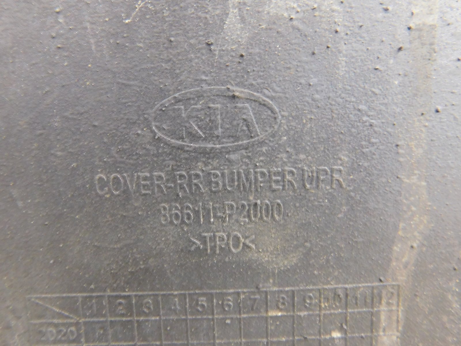 Бампер задний