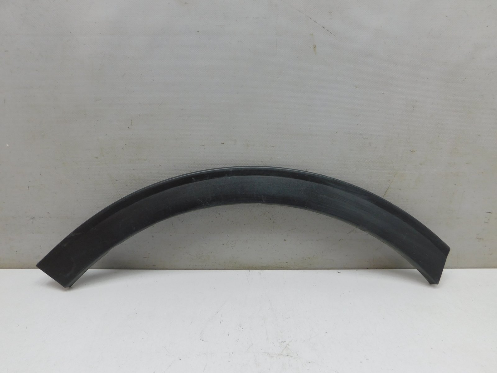 Накладка заднего крыла правого