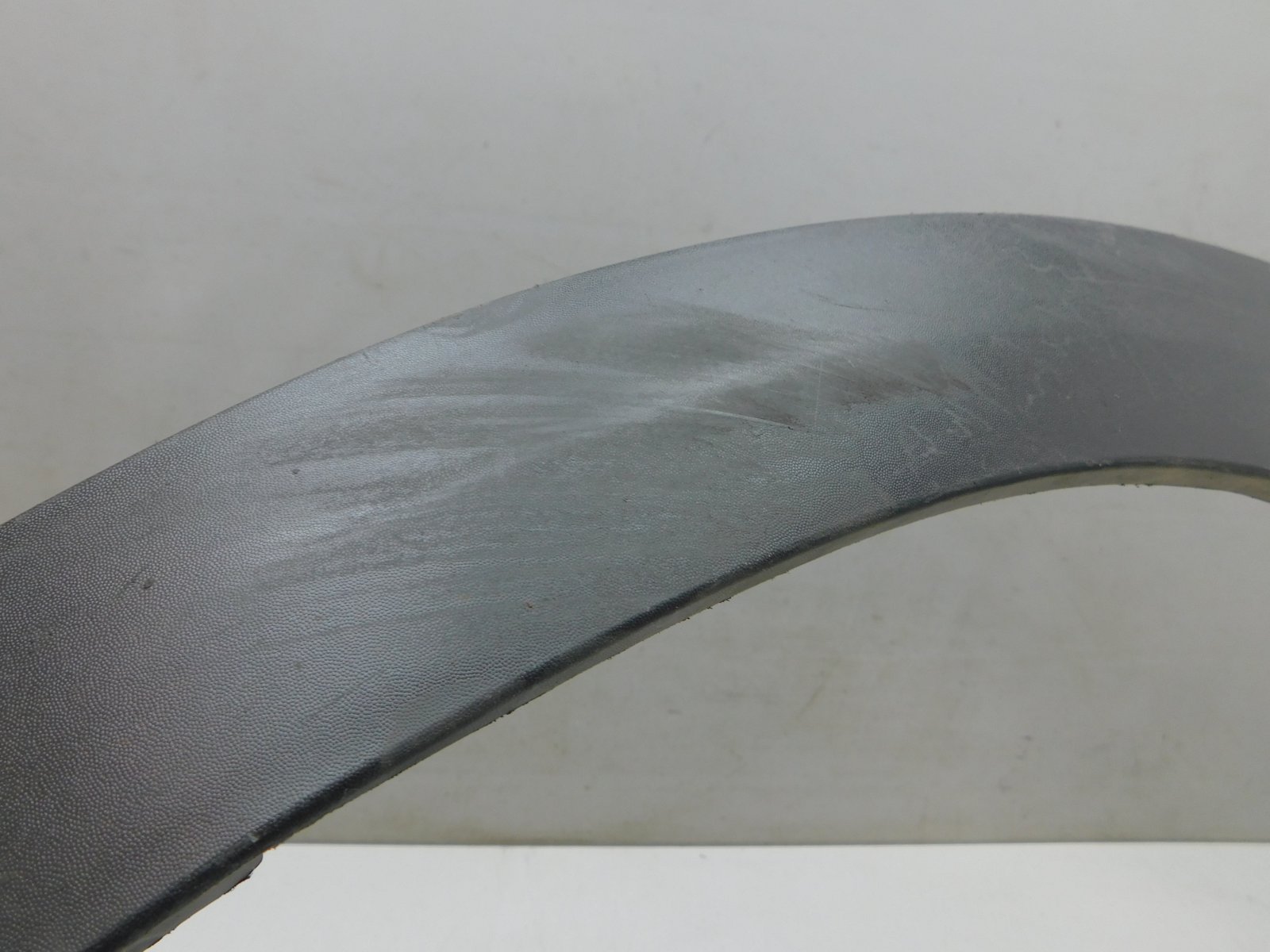 Накладка переднего крыла правого