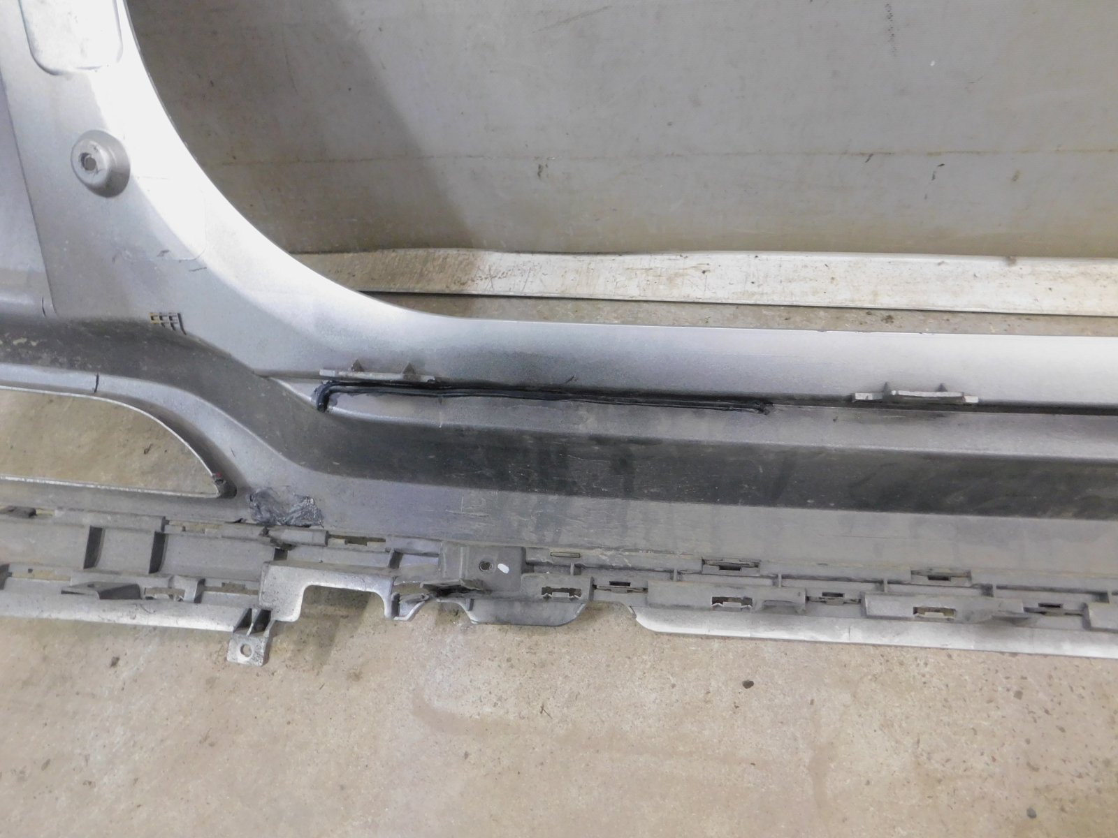 Бампер задний