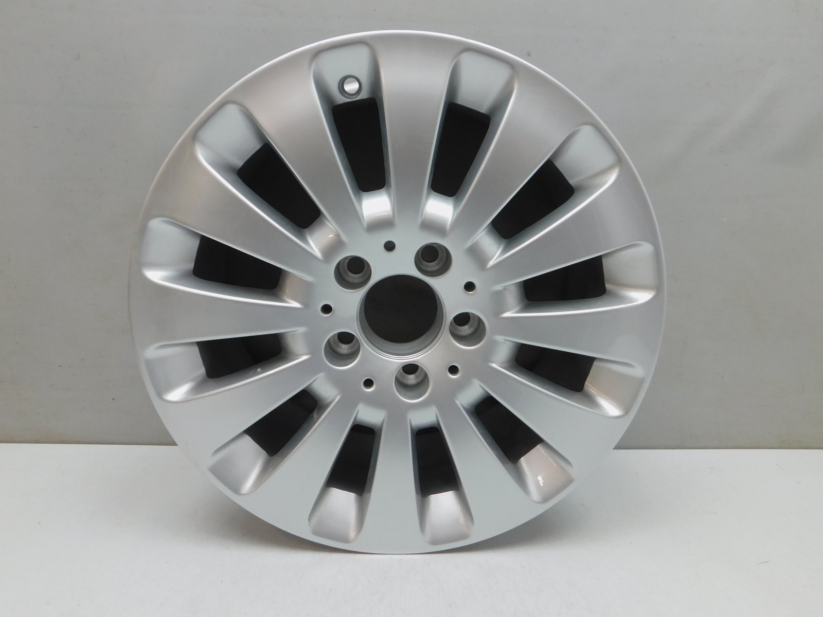 Диск колесный Mercedes-Benz C-Klasse W204 2007-2015