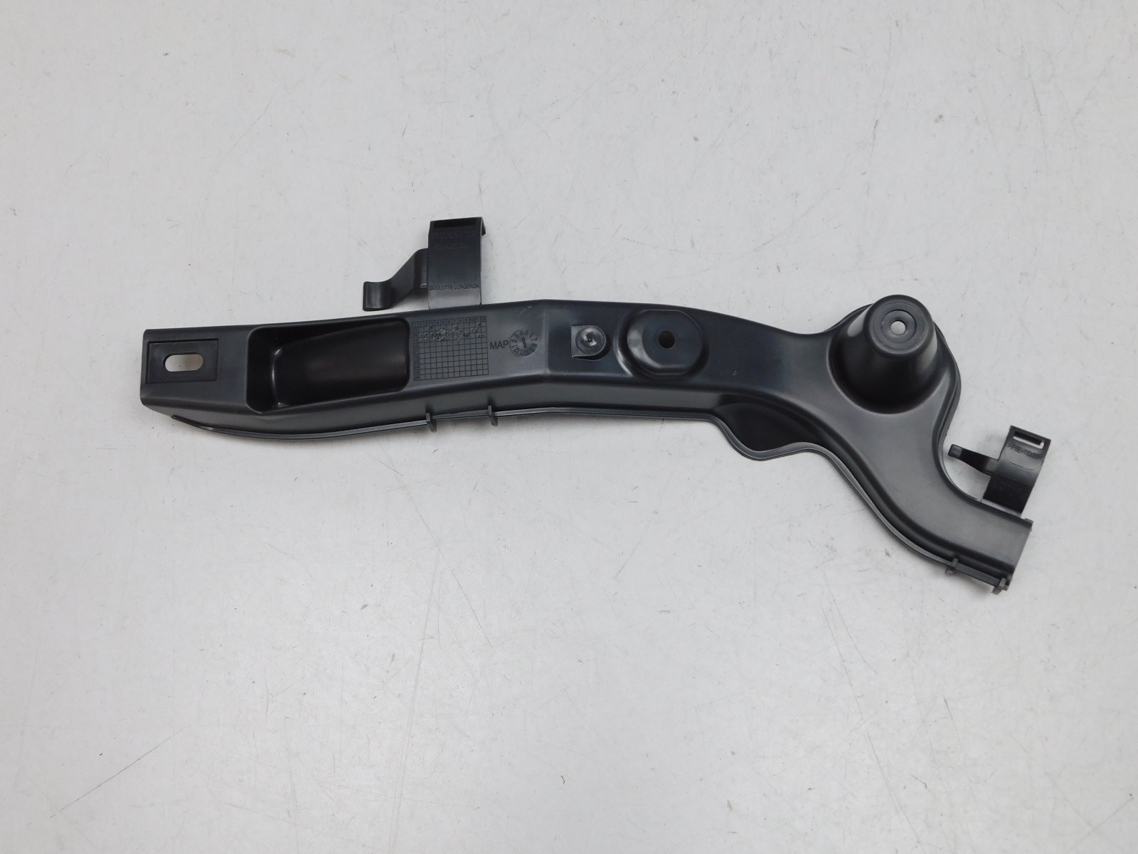 Накладка Renault Duster 2011>