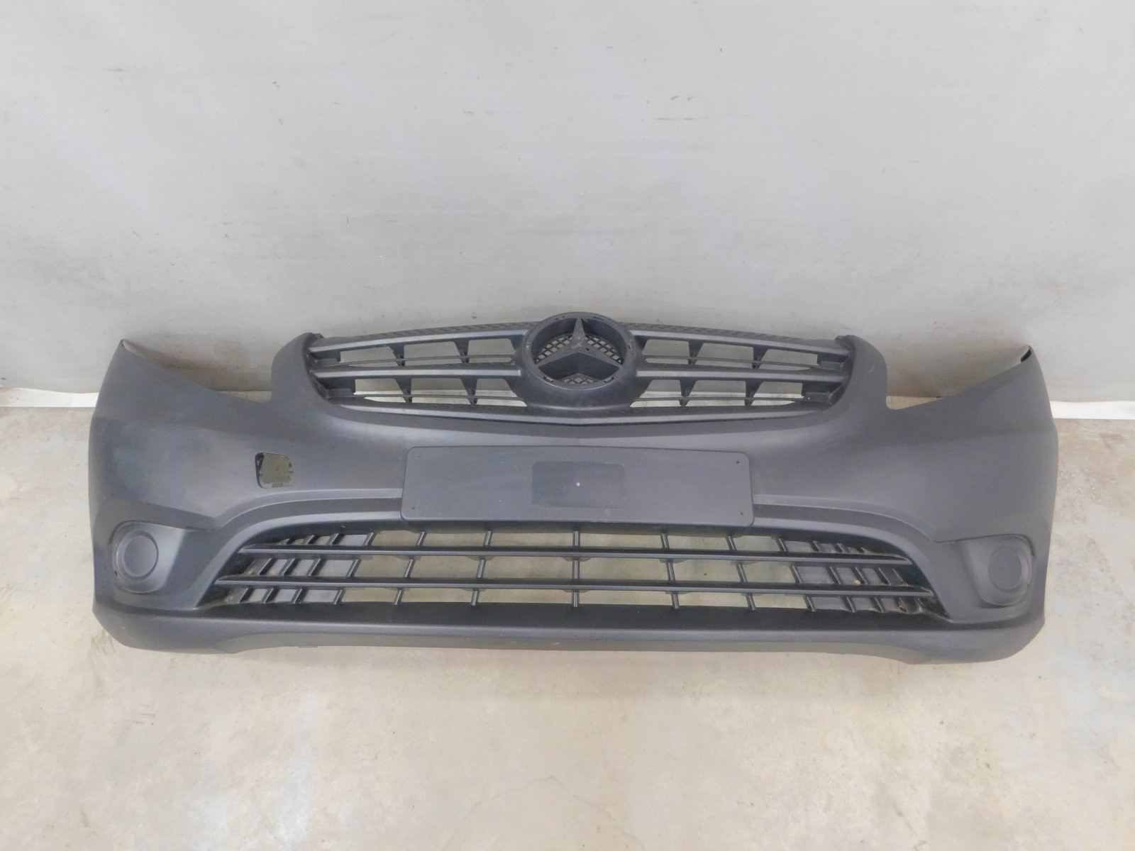 Бампер передний Mercedes-Benz V-Klasse W447 2014>