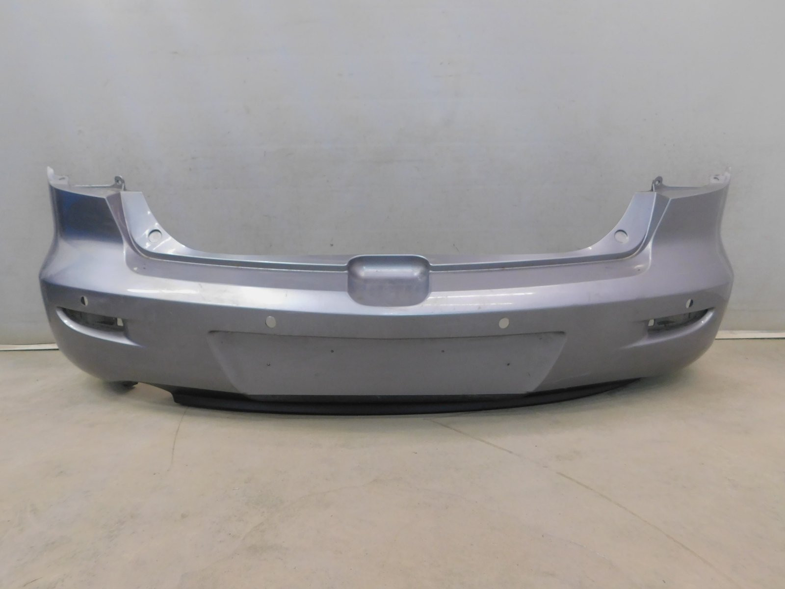 Бампер задний Mazda 3 (BK) 2003-2009