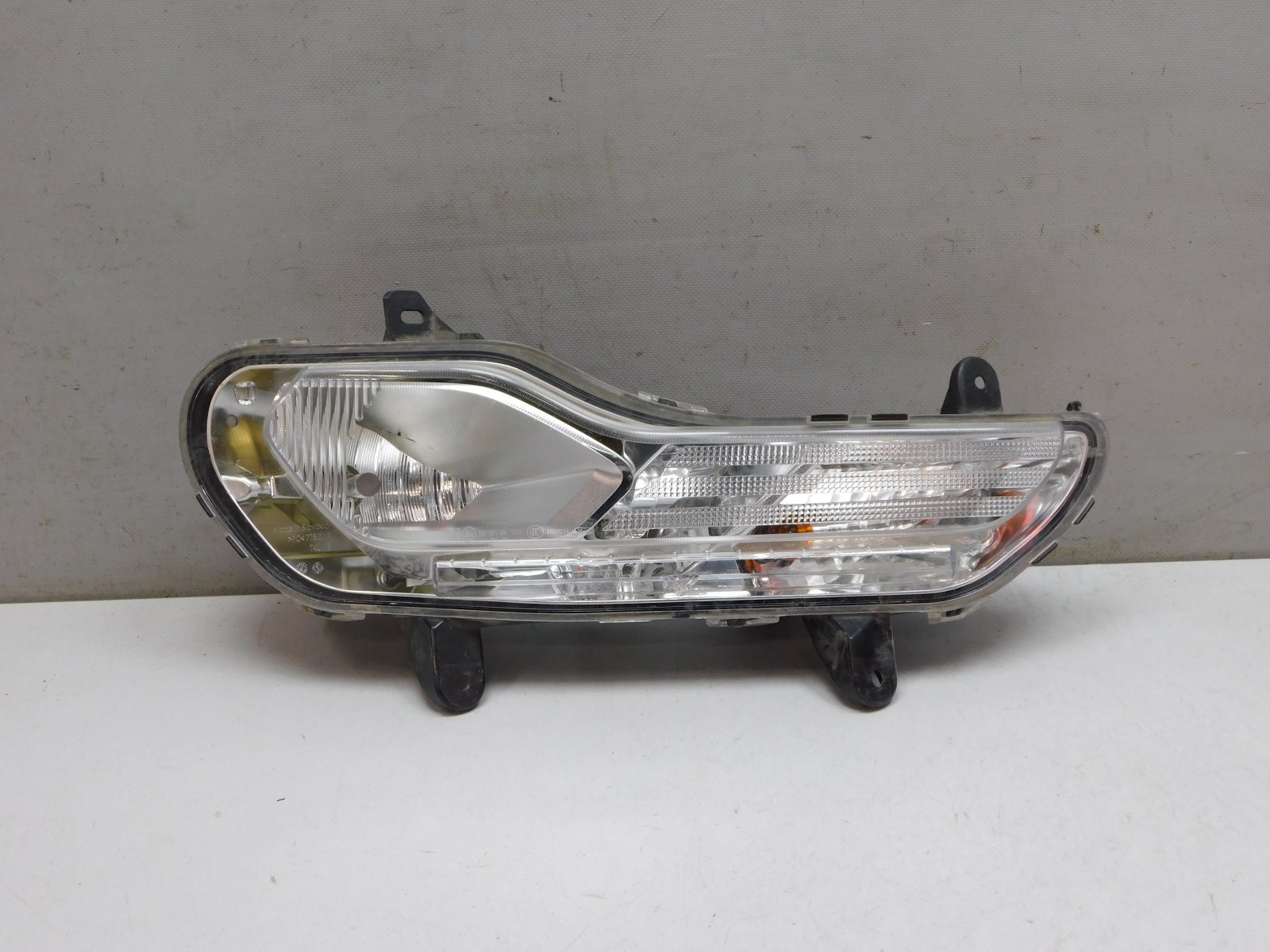 Фара противотуманная правая Ford Kuga 2012>