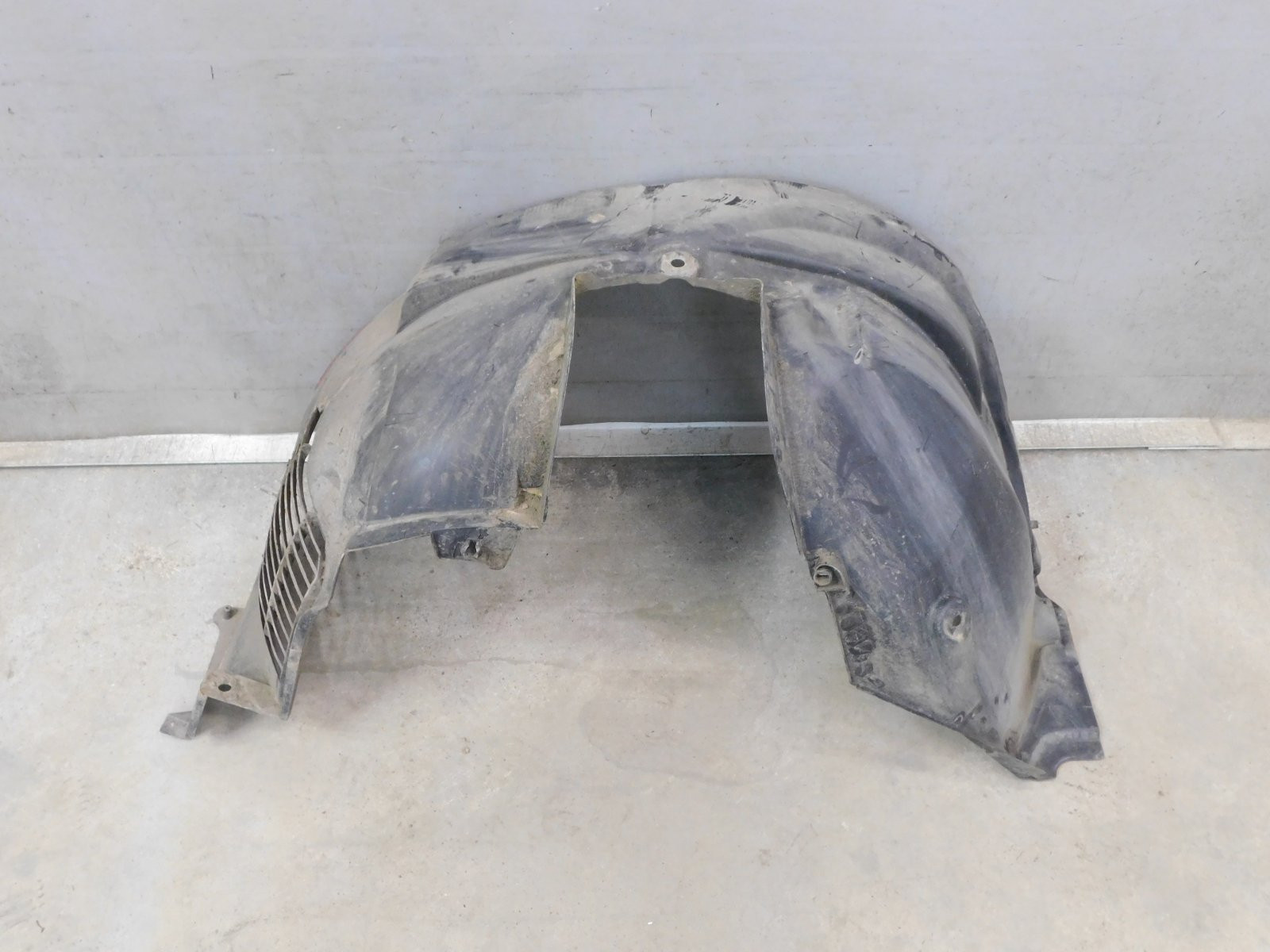 Локер передний правый Renault Duster 2011>