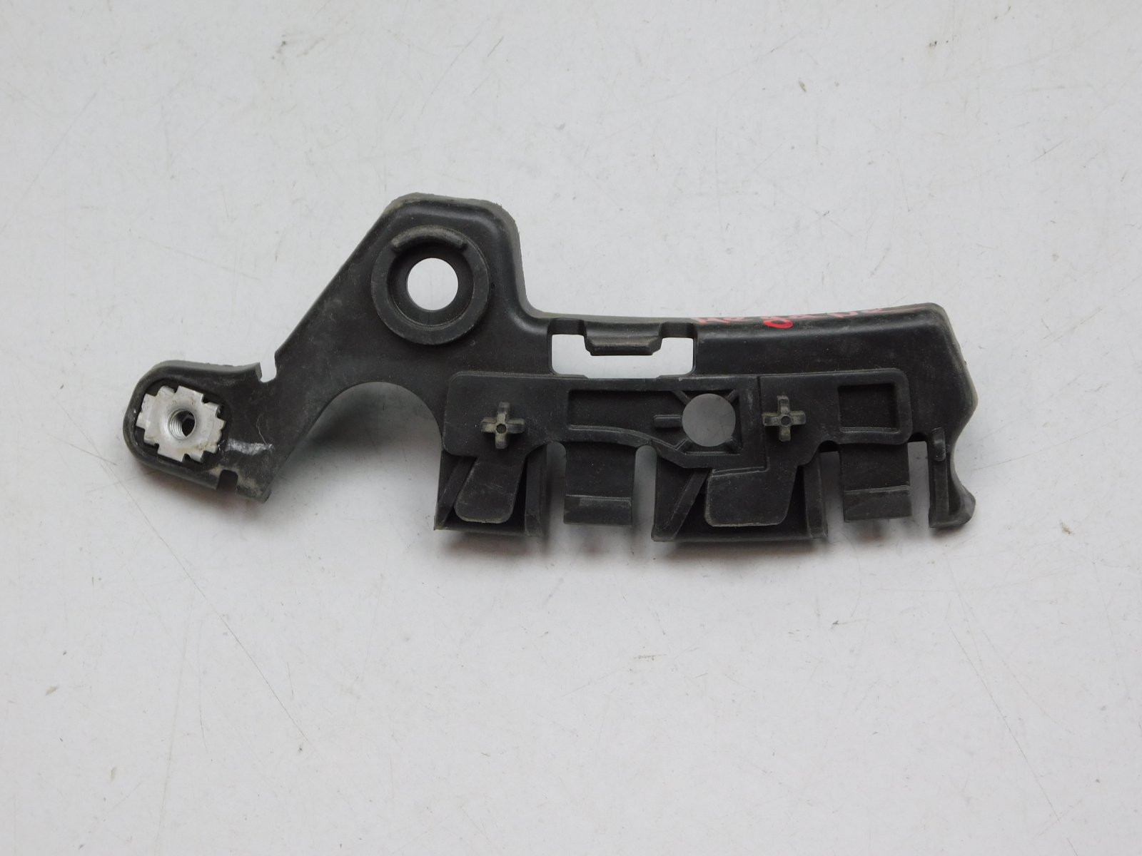 Кронштейн переднего бампера Renault Megane III 2009-2016